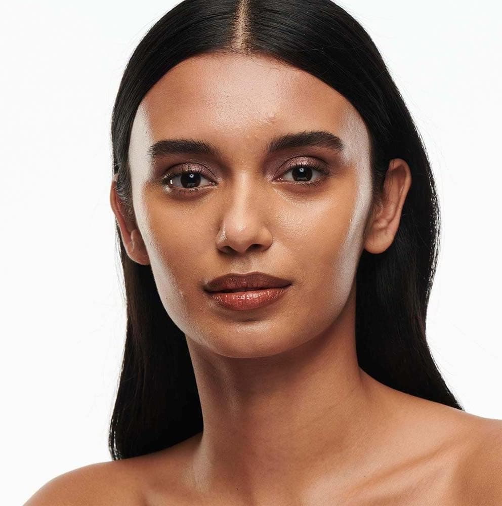 فاندیشن مایع MAC مرطوبکننده با سرم مدل Studio Radiance فاندیشن مایع MAC مرطوبکننده با سرم مدل Studio Radiance