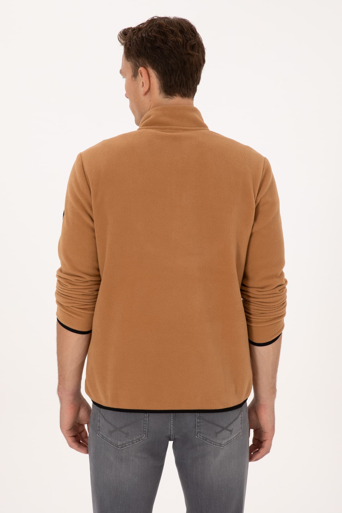 سوئیشرت مردانه U.S. Polo Assn. فیت معمولی شتری نیم زیپ Polar مدل 50313777-VR233 سوئیشرت مردانه U.S. Polo Assn. فیت معمولی شتری نیم زیپ Polar مدل 50313777-VR233
