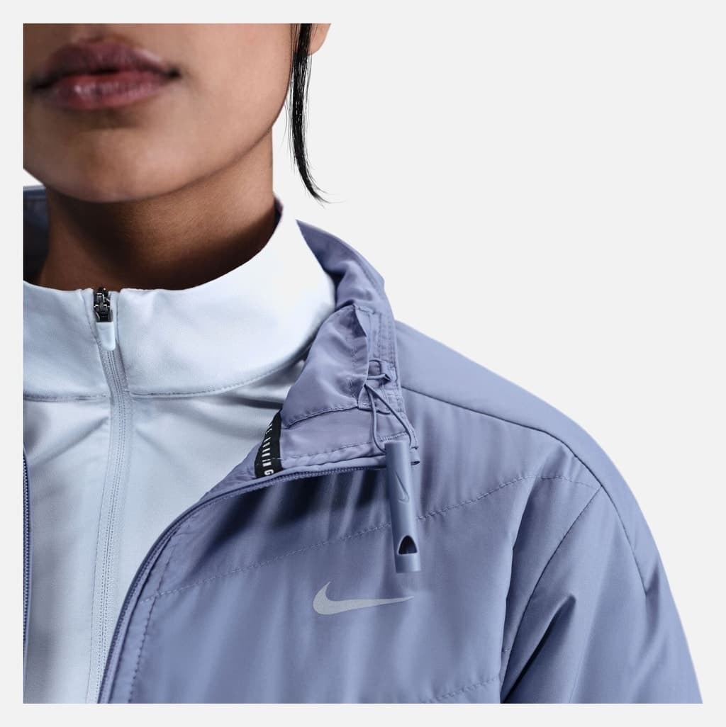 کاپشن ورزشی دویدن زنانه Nike Swift Therma-fit ضد باد آبی مدل HV2744-499 کاپشن ورزشی دویدن زنانه Nike Swift Therma-fit ضد باد آبی مدل HV2744-499