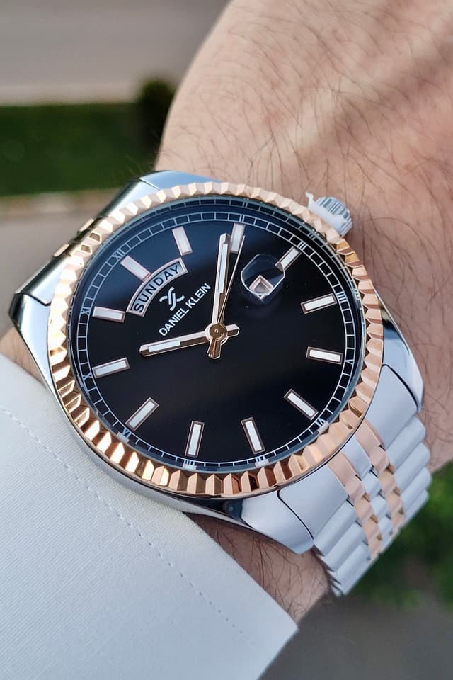 ساعت مچی مردانه Daniel Klein با تقویم و نمایش روز بند قابل تنظیم مدل DKGNCT1202 ساعت مچی مردانه Daniel Klein با تقویم و نمایش روز بند قابل تنظیم مدل DKGNCT1202