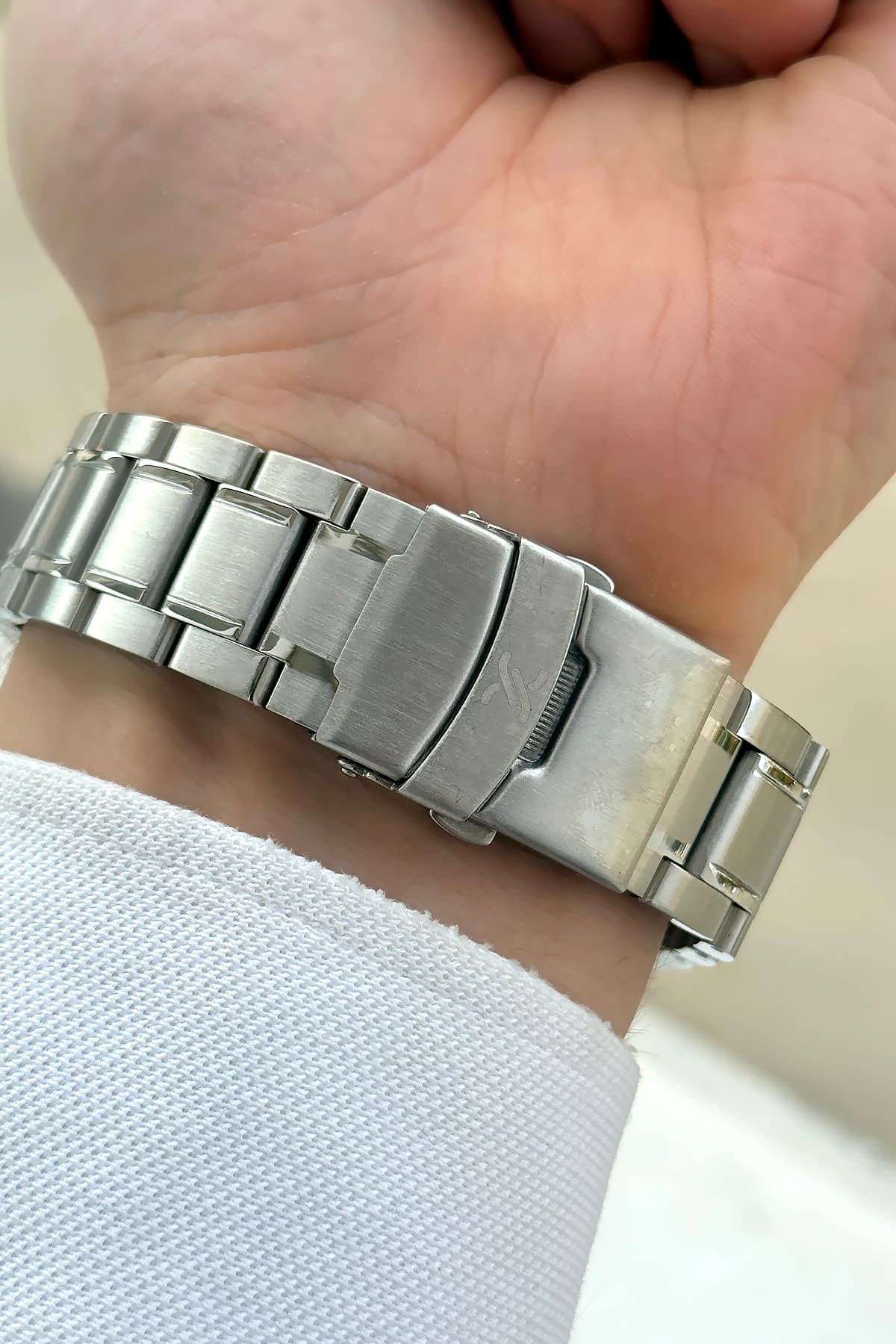ساعت مچی مردانه Daniel Klein بند نقرهای صفحه سبز گارانتی ۲۴ ماهه ساعت مچی مردانه Daniel Klein بند نقرهای صفحه سبز گارانتی ۲۴ ماهه