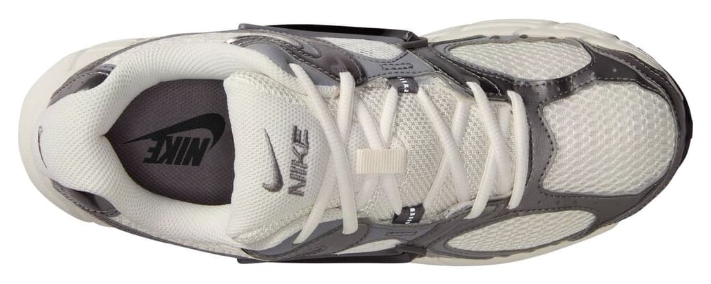 کفش ورزشی مردانه Nike سفید مدل V5 RNR HJ5228 009 کفش ورزشی مردانه Nike سفید مدل V5 RNR HJ5228 009