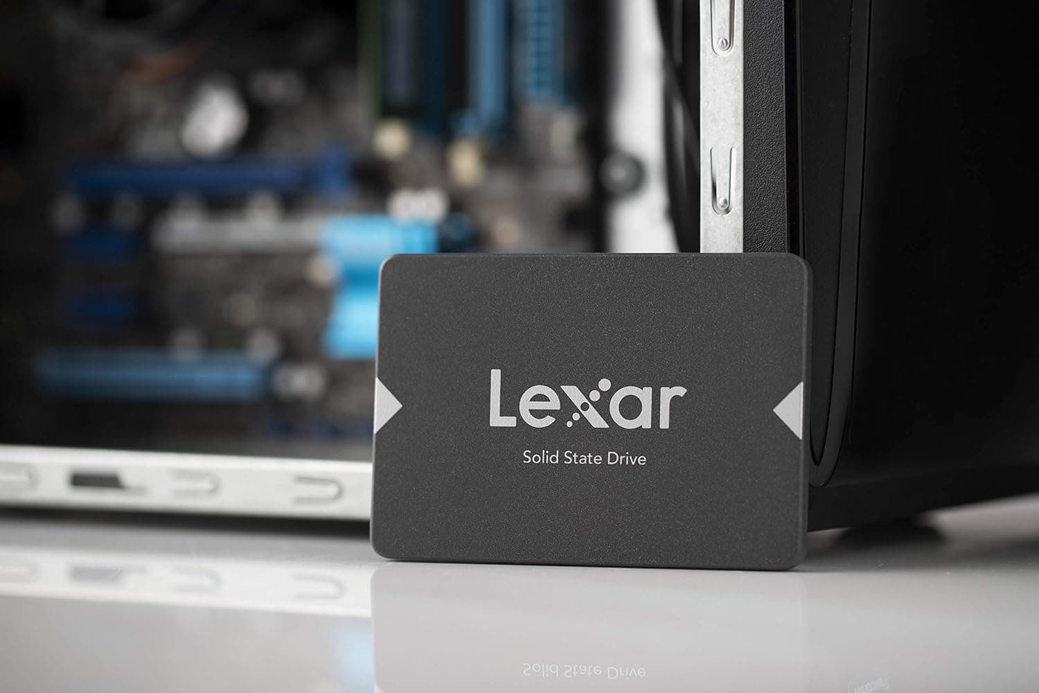 حافظه SSD داخلی Lexar مدل NS100 ظرفیت 256GB سایز 2.5 اینچ SATA III با سرعت خواندن تا 550MB/s (LNS100-256RB) حافظه SSD داخلی Lexar مدل NS100 ظرفیت 256GB سایز 2.5 اینچ SATA III با سرعت خواندن تا 550MB/s (LNS100-256RB)