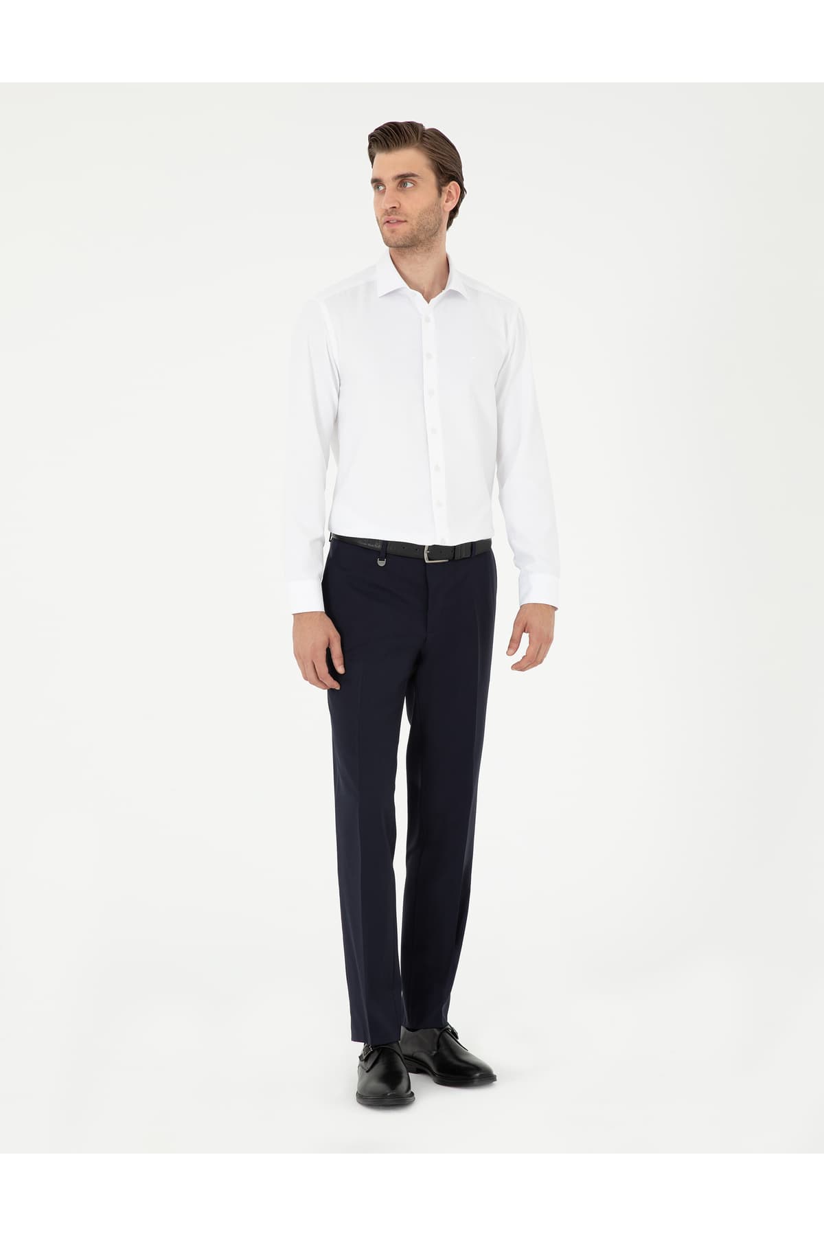پیراهن مردانه Pierre Cardin فیت اسلیم سفید جاکارد آستین بلند مدل 50296573-VR013 پیراهن مردانه Pierre Cardin فیت اسلیم سفید جاکارد آستین بلند مدل 50296573-VR013