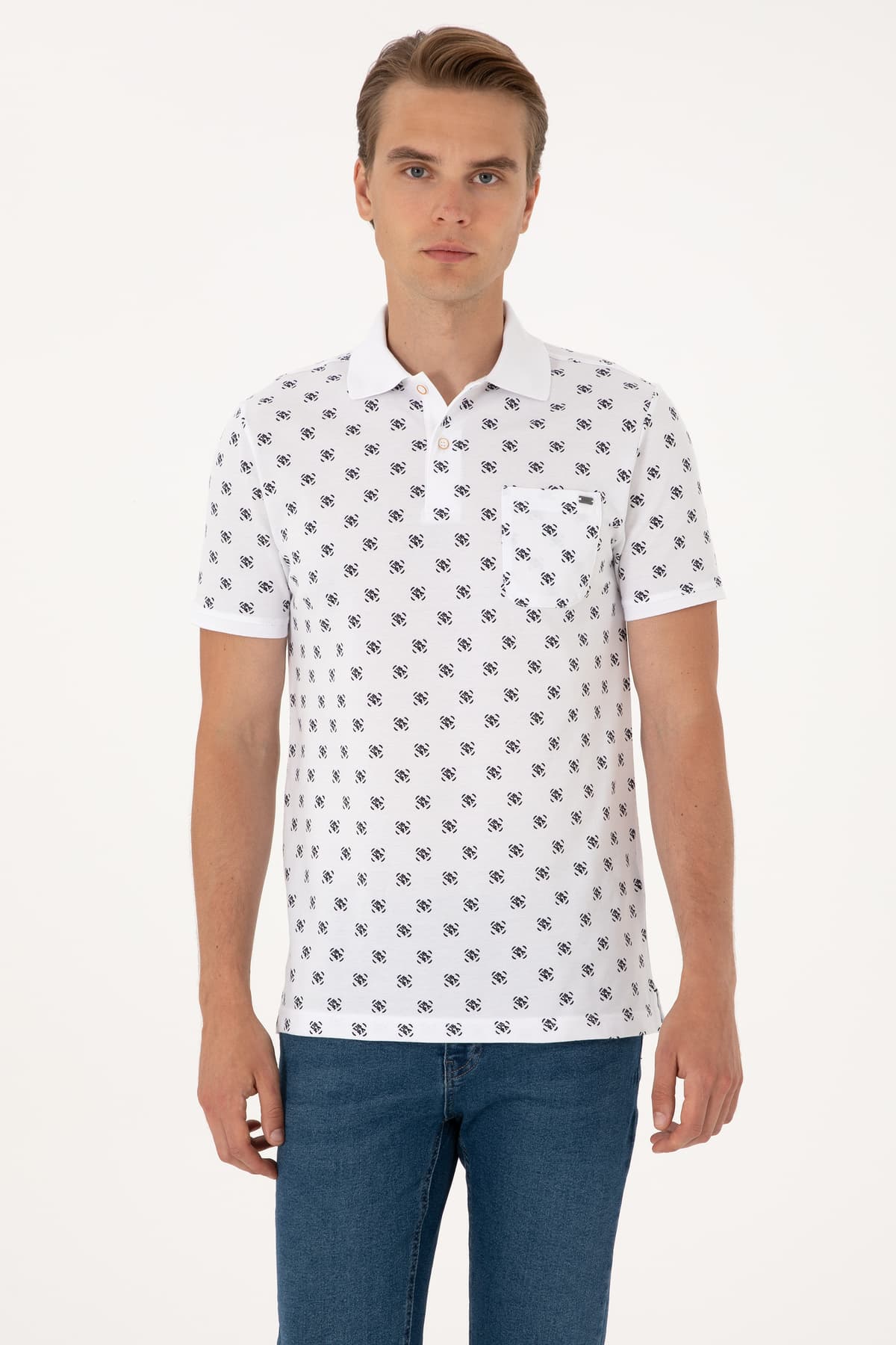 تیشرت مردانه U.S. Polo Assn. فیت معمولی سفید یقه پولو مدل 50300379-VR013 تیشرت مردانه U.S. Polo Assn. فیت معمولی سفید یقه پولو مدل 50300379-VR013