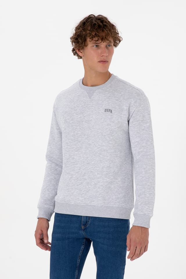 سوئیشرت مردانه U.S. Polo Assn. فیت راحت یقه گرد فلیس خاکستری روشن مدل 50313757-VR001 سوئیشرت مردانه U.S. Polo Assn. فیت راحت یقه گرد فلیس خاکستری روشن مدل 50313757-VR001
