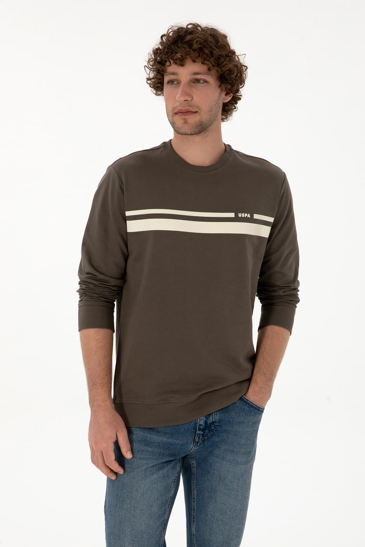 سوئیشرت مردانه U.S. Polo Assn. فیت معمولی یقه گرد قهوهای خاکستری نازک مدل 50313801-VR052 سوئیشرت مردانه U.S. Polo Assn. فیت معمولی یقه گرد قهوهای خاکستری نازک مدل 50313801-VR052