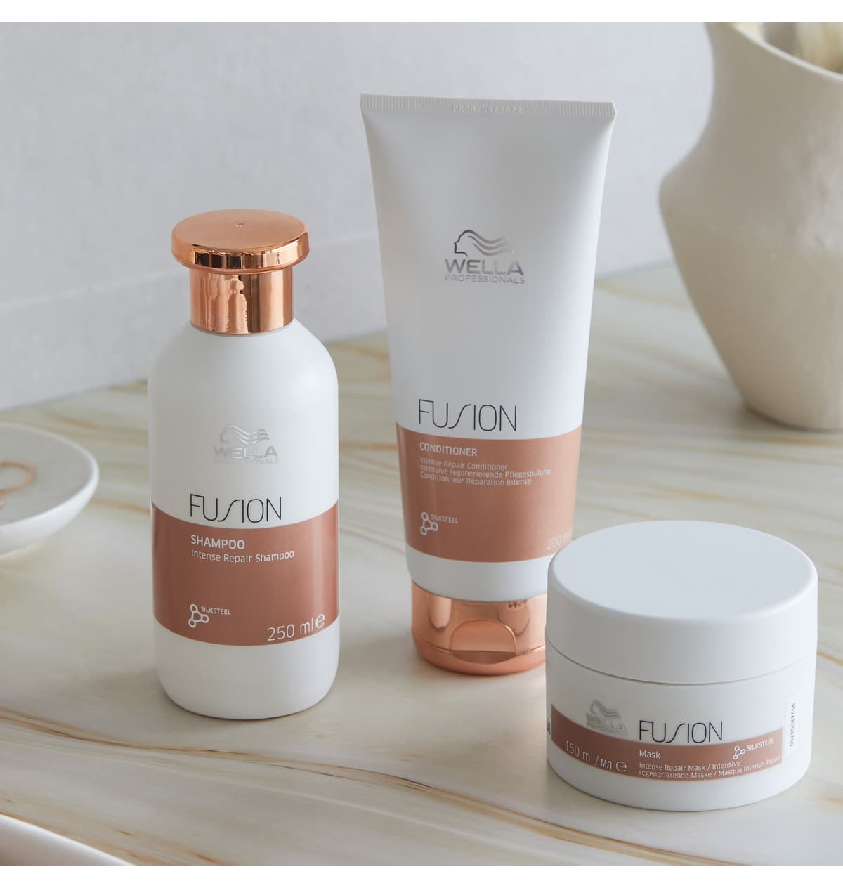 ست مراقبت مو Wella Professionals Fusion ترمیمکننده عمیق برای موهای آسیبدیده ست مراقبت مو Wella Professionals Fusion ترمیمکننده عمیق برای موهای آسیبدیده