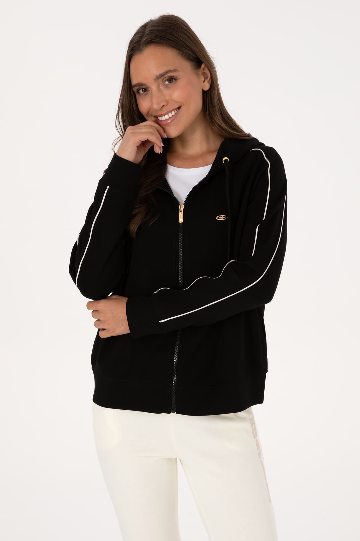 سویشرت زنانه U.S. Polo Assn. مشکی کلاهدار با زیپ مدل 50314187-VR046 سویشرت زنانه U.S. Polo Assn. مشکی کلاهدار با زیپ مدل 50314187-VR046