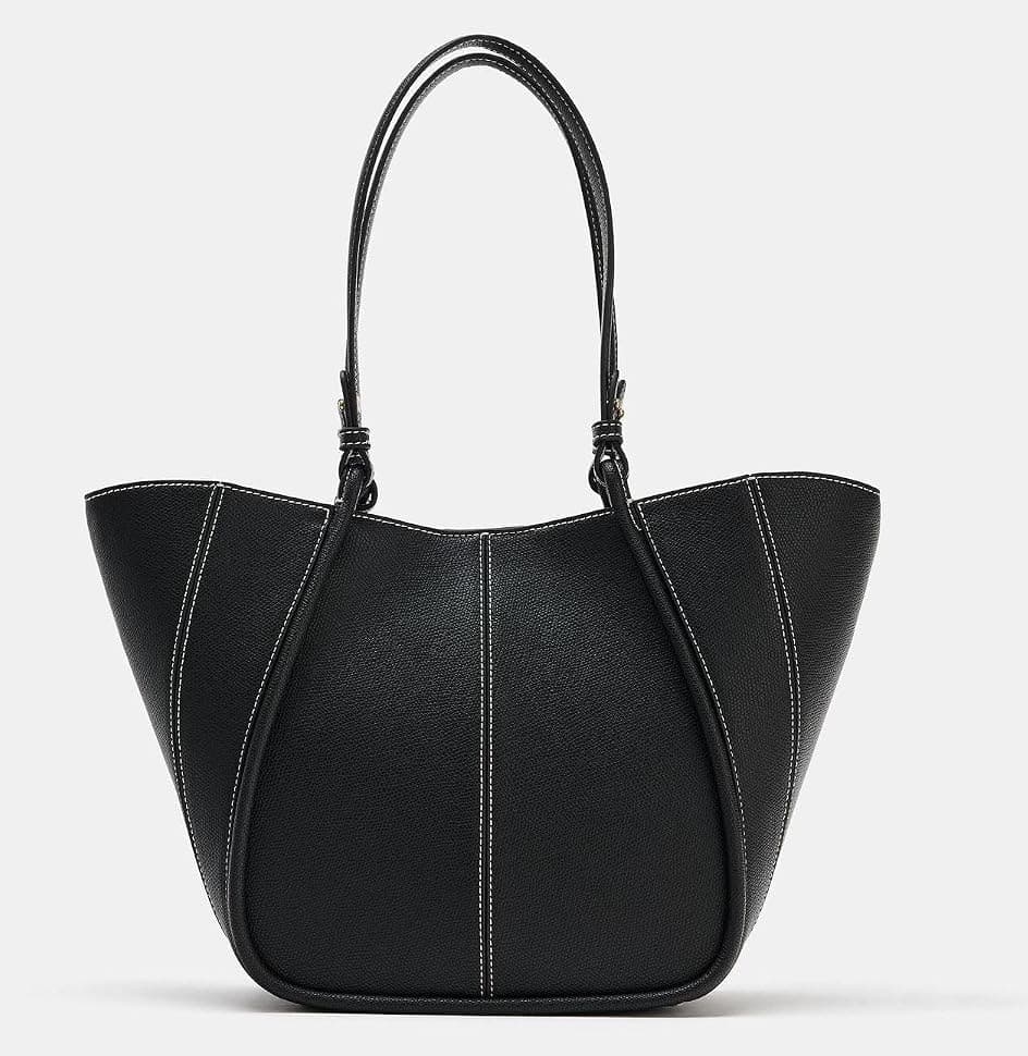 کیف توت مینی زنانه Zara با جزئیات دوخت کیف توت مینی زنانه Zara با جزئیات دوخت