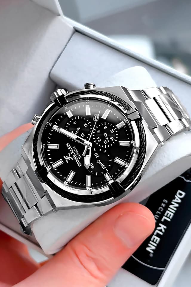 ساعت مردانه Daniel Klein ضد آب 3 ATM بند فولادی دو رنگ مدل DKE2125C4 ساعت مردانه Daniel Klein ضد آب 3 ATM بند فولادی دو رنگ مدل DKE2125C4