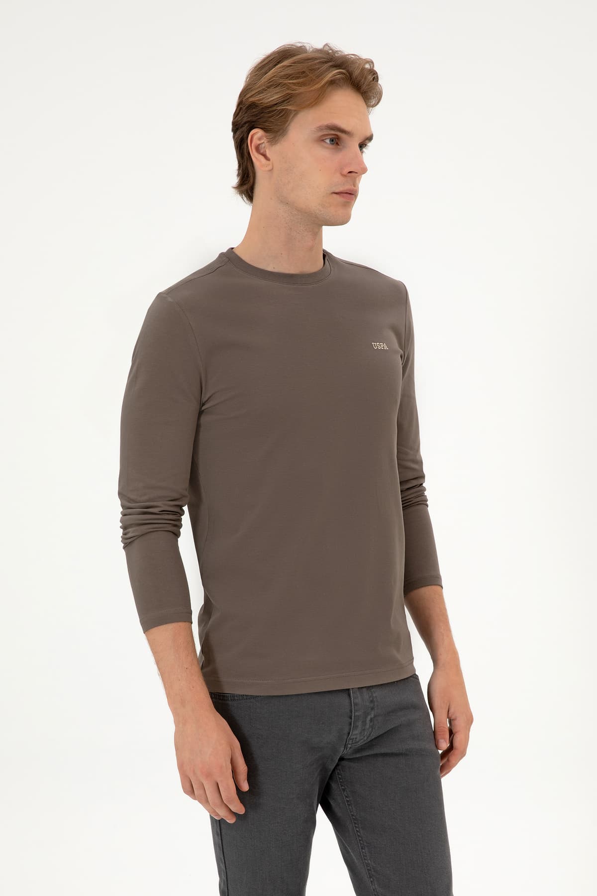 سوئیشرت مردانه U.S. Polo Assn. فیت اسلیم یقه گرد خاکستری قهوهای Süprem Basic مدل 50313744-VR052 سوئیشرت مردانه U.S. Polo Assn. فیت اسلیم یقه گرد خاکستری قهوهای Süprem Basic مدل 50313744-VR052