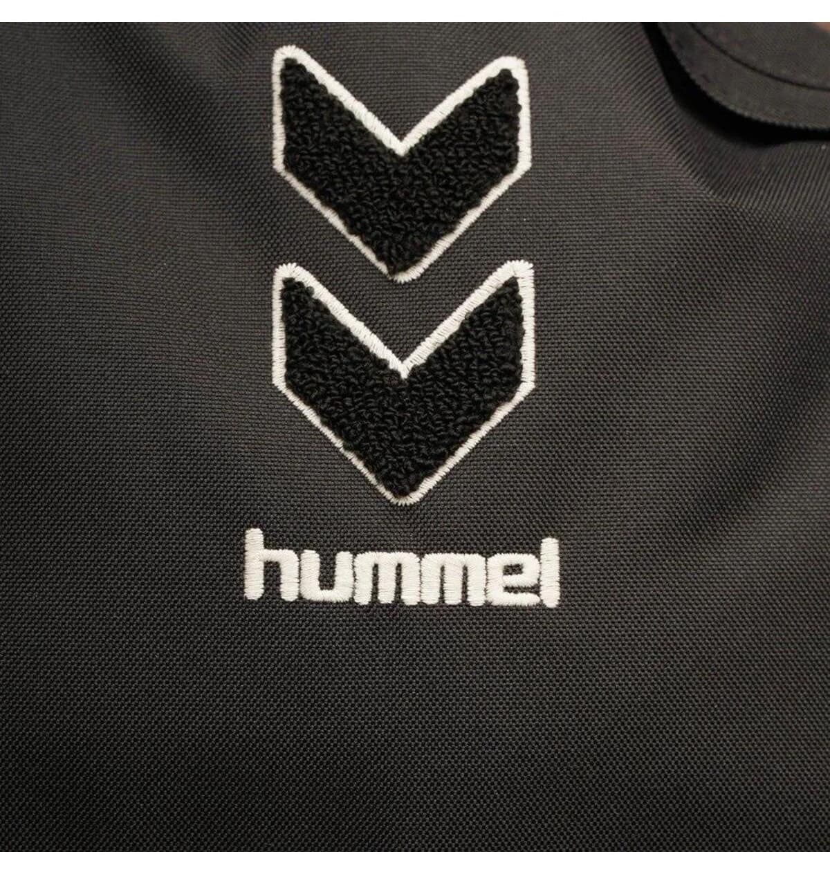 کوله پشتی یونیسکس hummel مدرسه و ورزشی مشکی مدل Tiago 980368-2001 کوله پشتی یونیسکس hummel مدرسه و ورزشی مشکی مدل Tiago 980368-2001