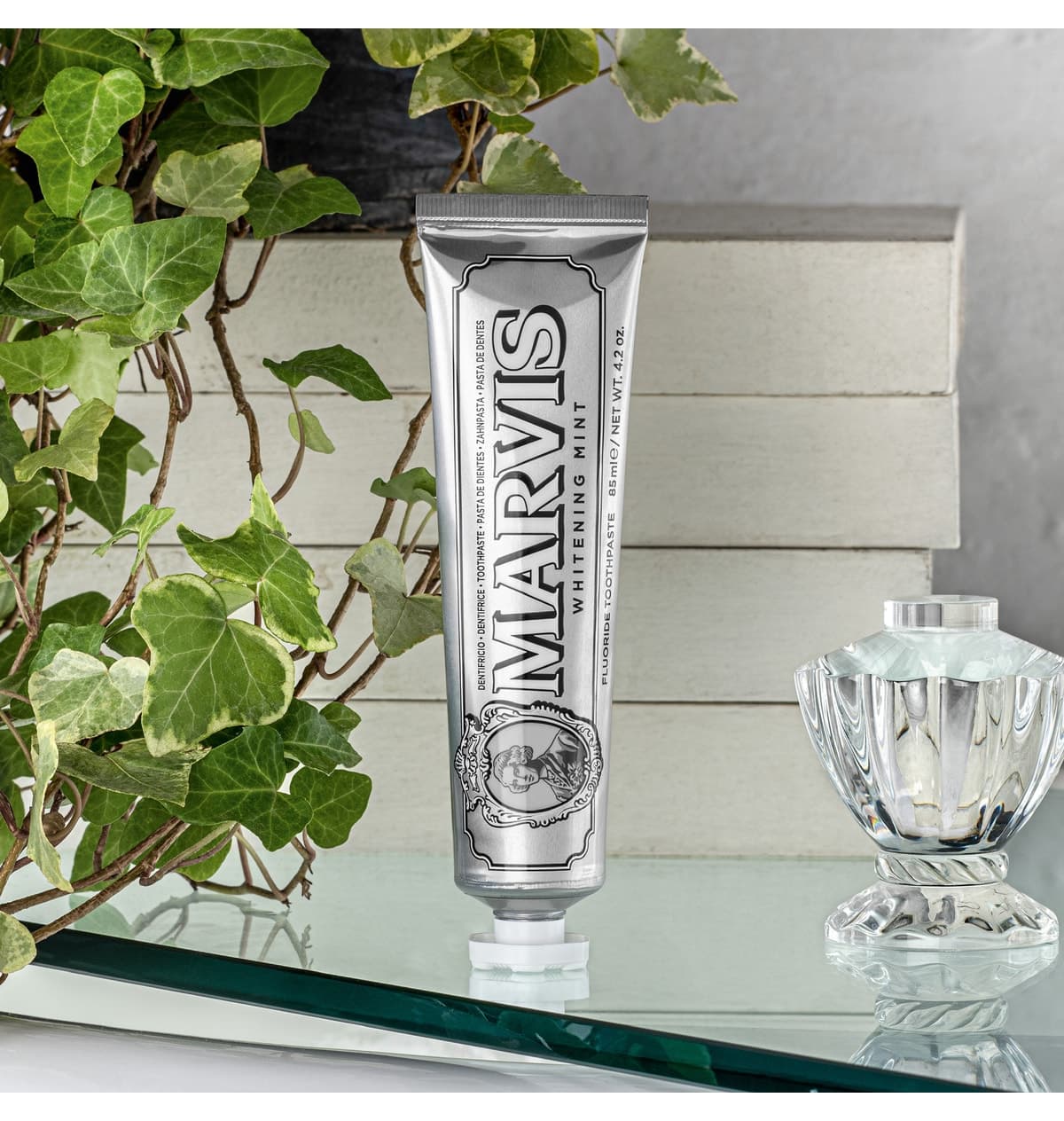 خمیر دندان Marvis Whitening Mint 85 ml خمیر دندان Marvis Whitening Mint 85 ml
