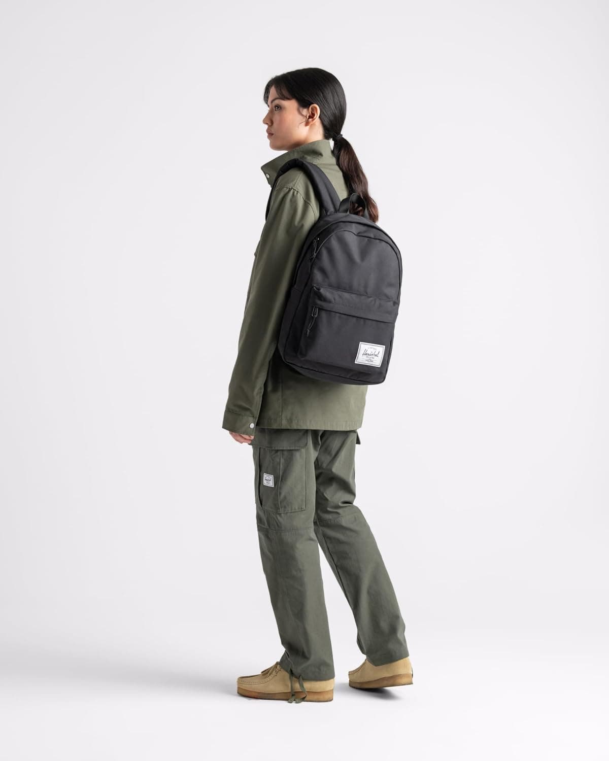 کولهپشتی Herschel Classic پارچهای دافع آب سازگار با لپتاپ 14 اینچی 26 L کولهپشتی Herschel Classic پارچهای دافع آب سازگار با لپتاپ 14 اینچی 26 L