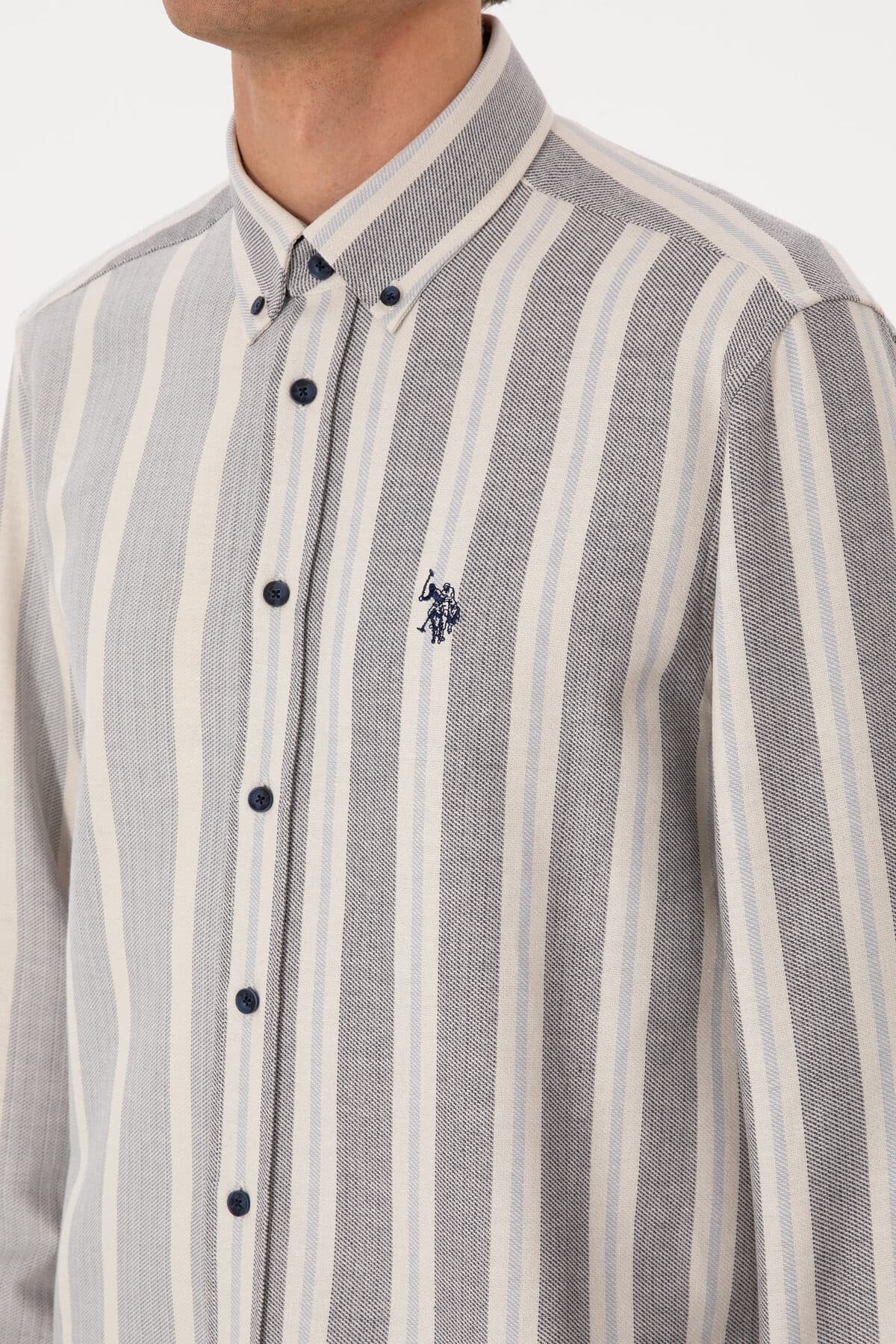 پیراهن مردانه U.S. Polo Assn. سرمهای راهراه کرم آستینبلند مدل 50316558-VR033 پیراهن مردانه U.S. Polo Assn. سرمهای راهراه کرم آستینبلند مدل 50316558-VR033