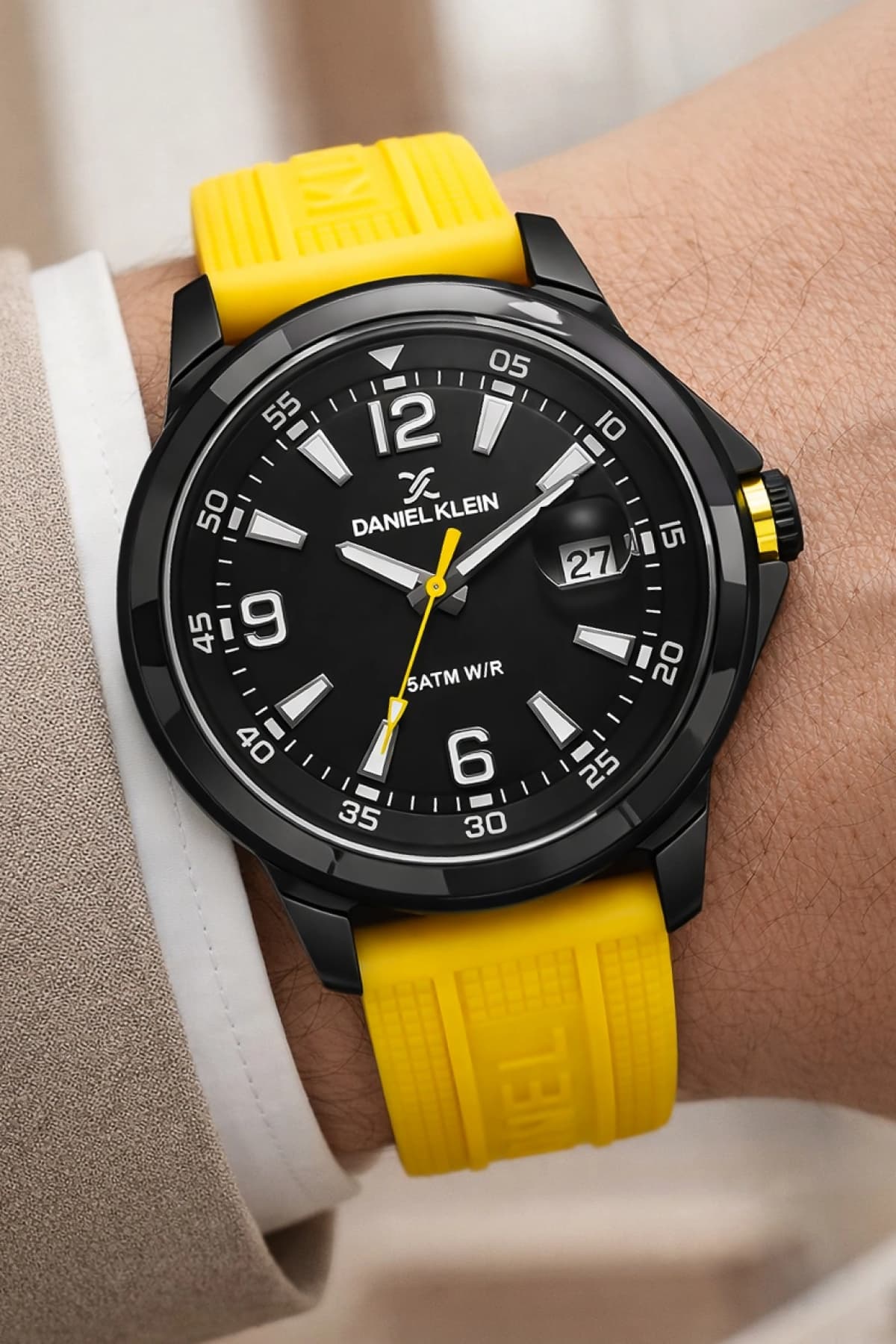 ساعت مچی مردانه Daniel Klein بند سیلیکونی کیس فولادی تقویمدار زرد مدل zmdk1214 ساعت مچی مردانه Daniel Klein بند سیلیکونی کیس فولادی تقویمدار زرد مدل zmdk1214