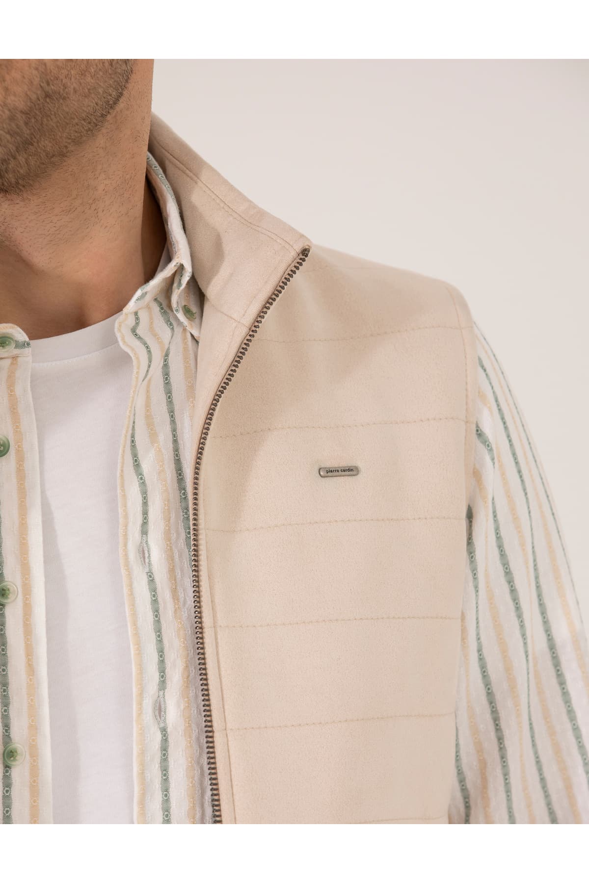 جلیقه چرمی مردانه Pierre Cardin بژ ساده مدل 50275802-591 جلیقه چرمی مردانه Pierre Cardin بژ ساده مدل 50275802-591