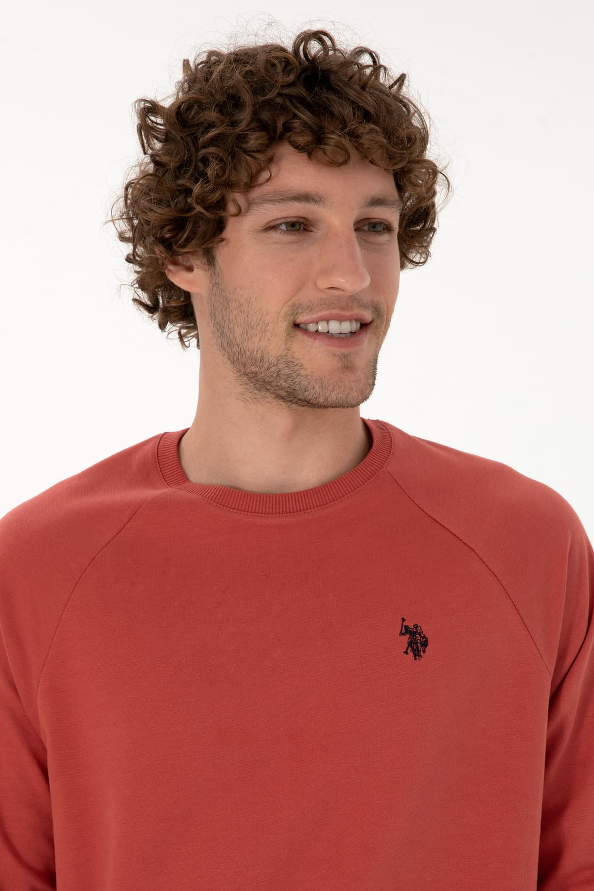 سوئیشرت مردانه U.S. Polo Assn. فیت معمولی یقه گرد گلخشکی نازک بیسیک مدل 50313752-VR026 سوئیشرت مردانه U.S. Polo Assn. فیت معمولی یقه گرد گلخشکی نازک بیسیک مدل 50313752-VR026