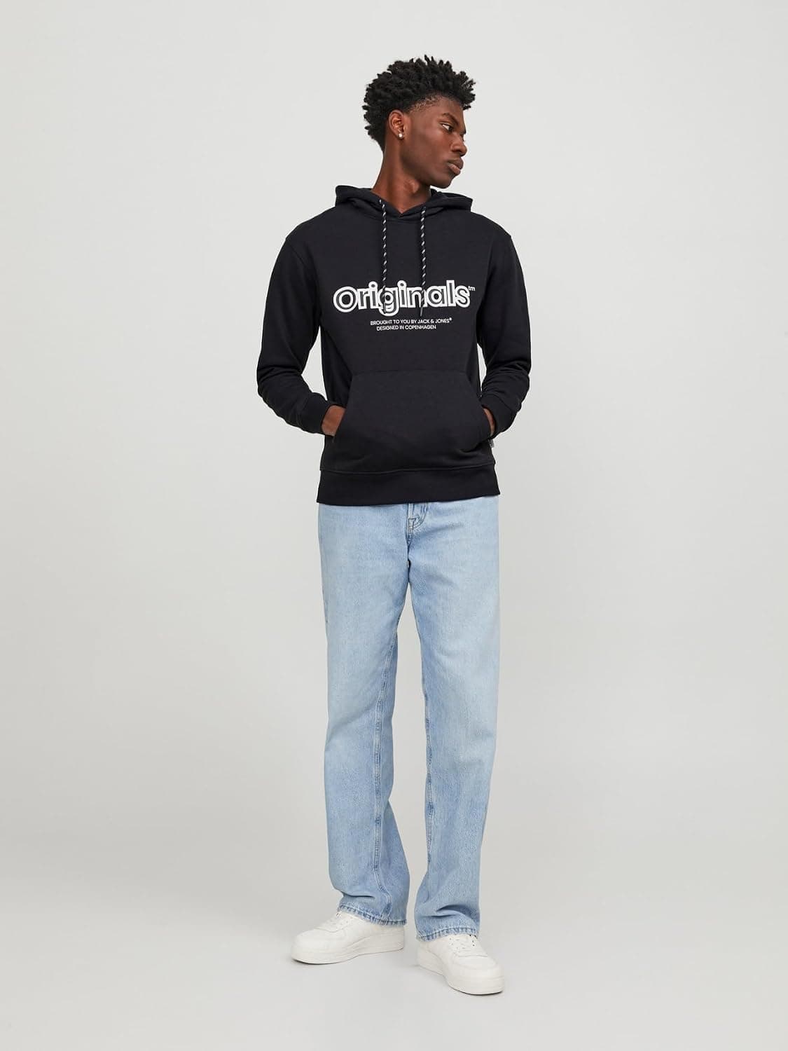 سوئیشرت مردانه Jack & Jones مشکی مدل JORLAKEWOOD SWEAT HOOD BF LN سایز M سوئیشرت مردانه Jack & Jones مشکی مدل JORLAKEWOOD SWEAT HOOD BF LN سایز M