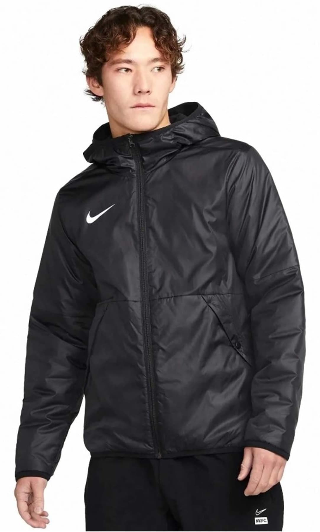 مونت مردانه Nike کلاهدار مشکی ضدآب با آستر پلار دوجیبه مونت مردانه Nike کلاهدار مشکی ضدآب با آستر پلار دوجیبه