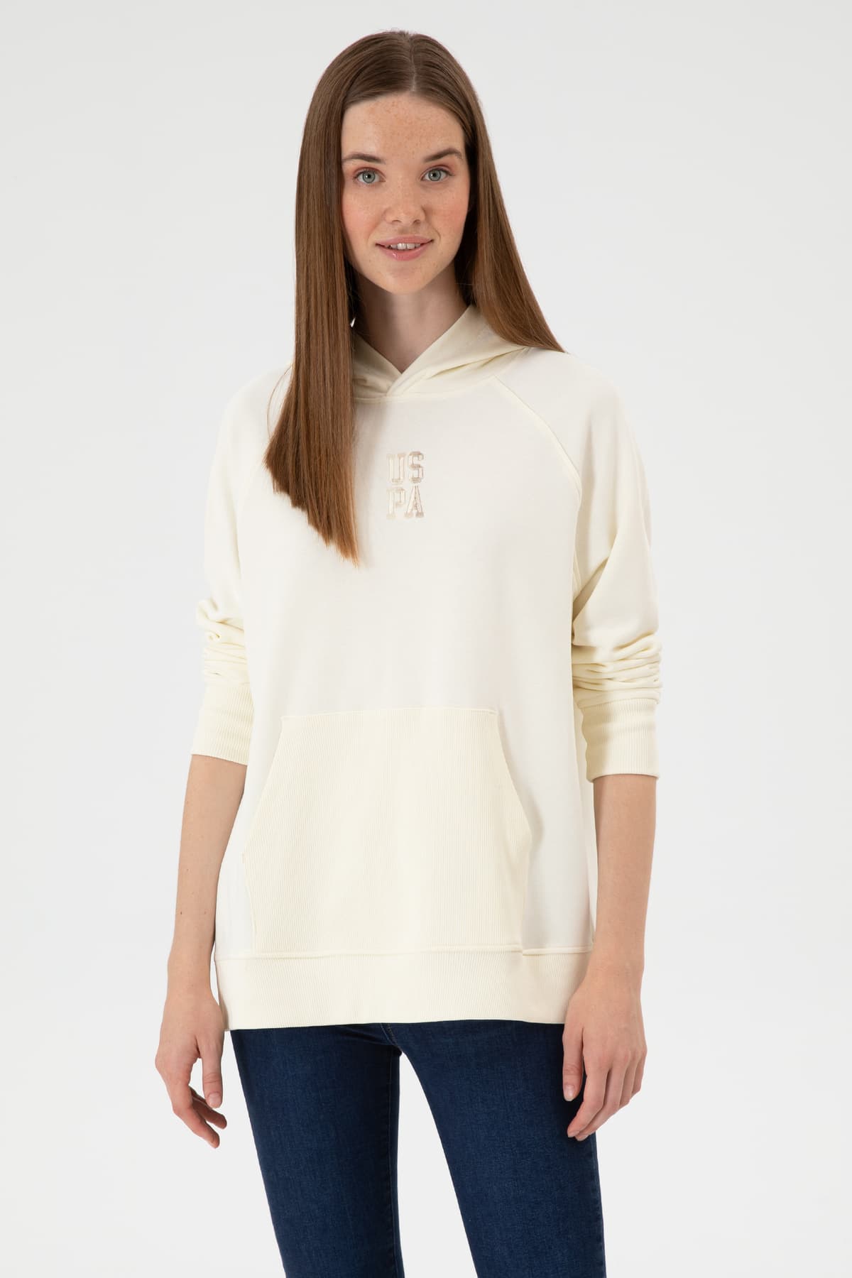 سوئیشرت زنانه U.S. Polo Assn. کرم کلاهدار با چاک مدل 50313611-VR256 سوئیشرت زنانه U.S. Polo Assn. کرم کلاهدار با چاک مدل 50313611-VR256