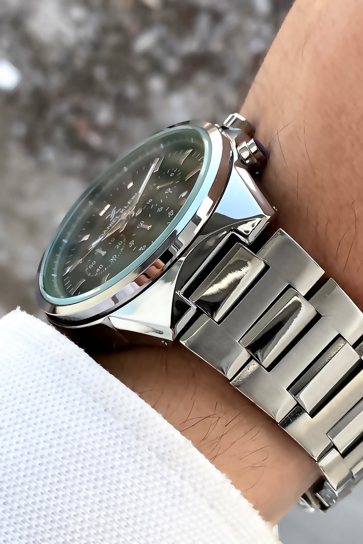 ساعت مچی مردانه Daniel Klein بند فولادی نقرهای صفحه سبز ساعت مچی مردانه Daniel Klein بند فولادی نقرهای صفحه سبز