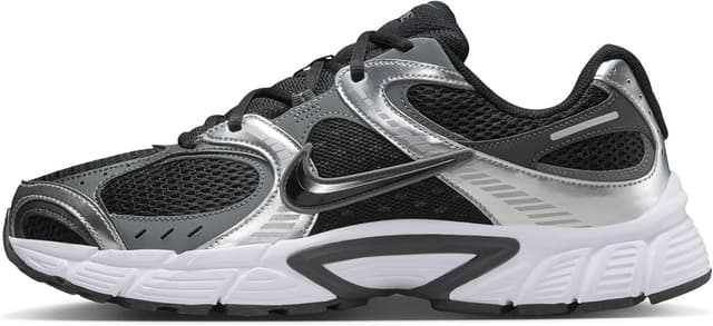 کفش ورزشی Nike مدل V5 RNR کفش ورزشی Nike مدل V5 RNR