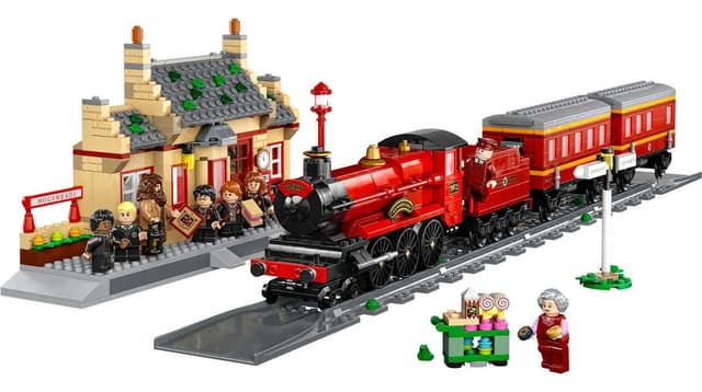 لگو 76423 Harry Potter قطار Hogwarts Express و ایستگاه Hogsmeade لگو 76423 Harry Potter قطار Hogwarts Express و ایستگاه Hogsmeade