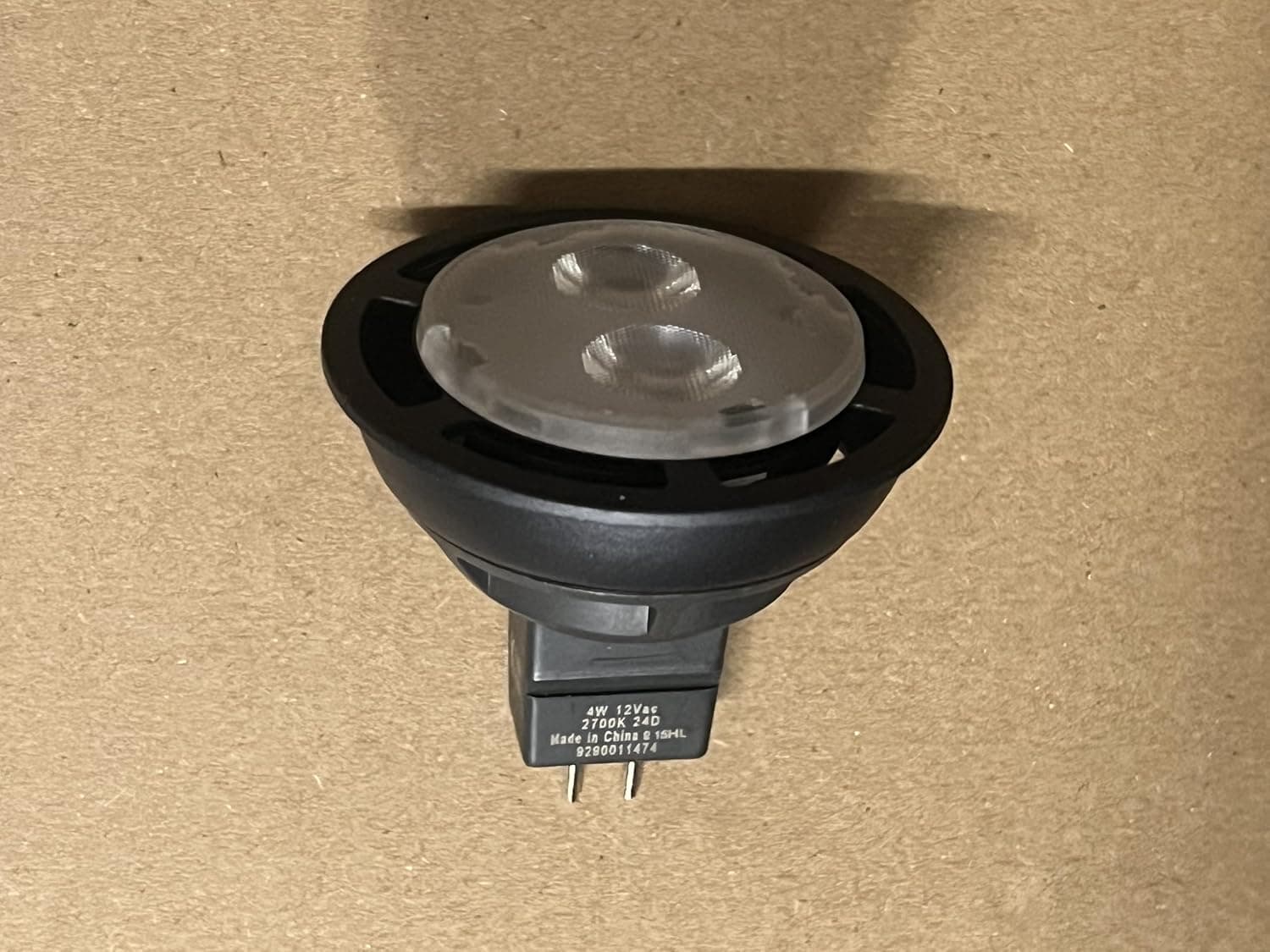 لامپ LED Philips با توان 4w=35w و دمای رنگ 2700k مدل MR16 GU5.3 لامپ LED Philips با توان 4w=35w و دمای رنگ 2700k مدل MR16 GU5.3