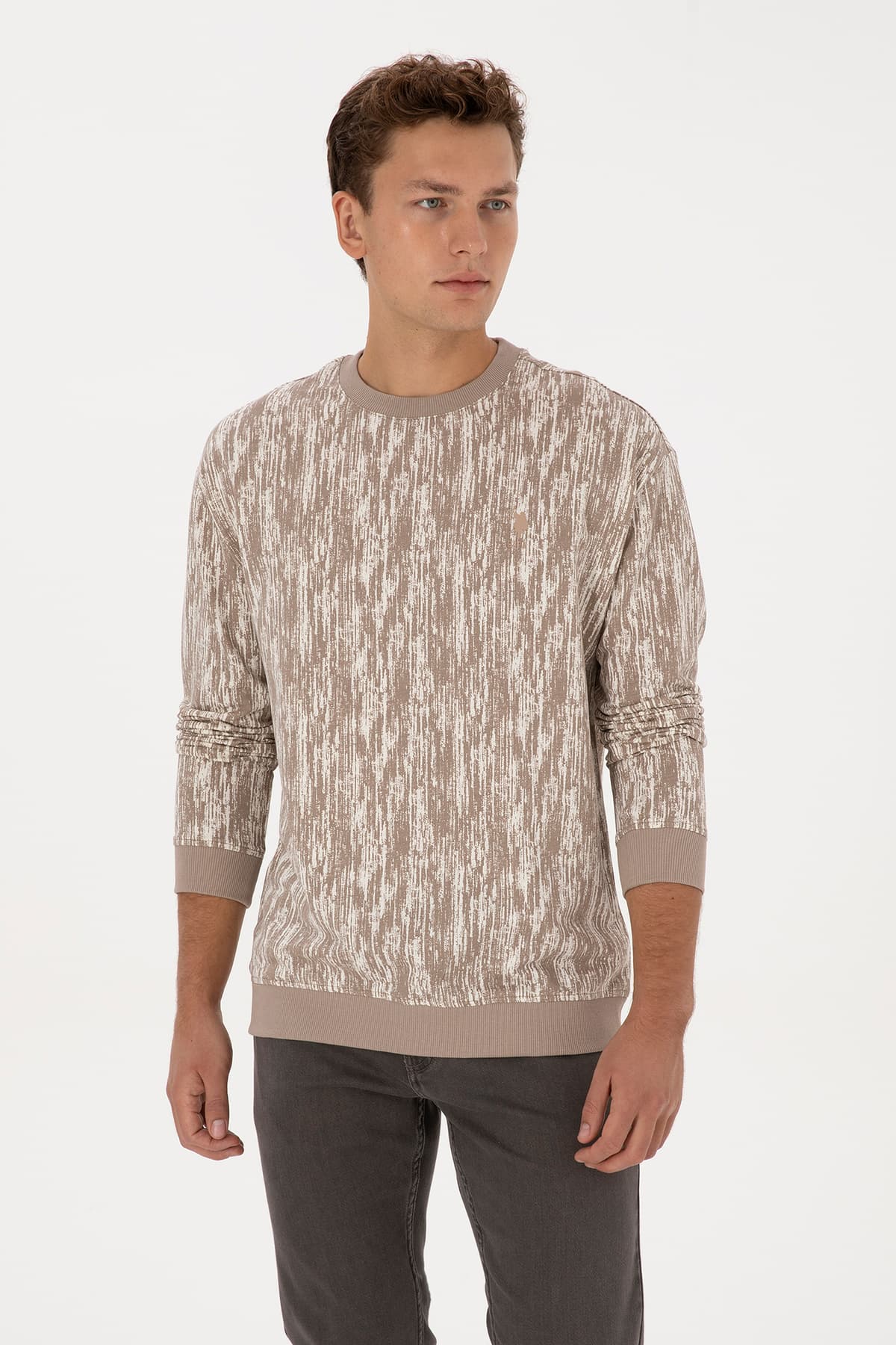 سوئیشرت مردانه U.S. Polo Assn. فیت معمولی یقه گرد بژ تیره مدل 50309983-VR088 سوئیشرت مردانه U.S. Polo Assn. فیت معمولی یقه گرد بژ تیره مدل 50309983-VR088