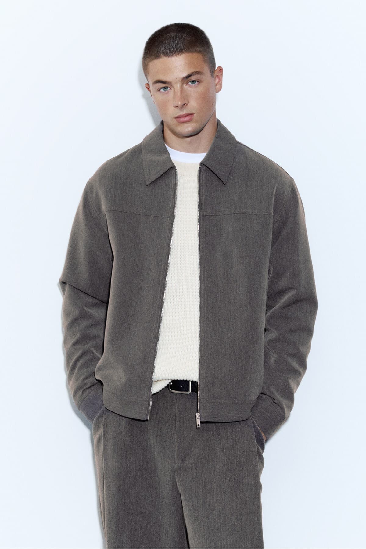 ژاکت مردانه Pull & Bear BASIC زیپدار ژاکت مردانه Pull & Bear BASIC زیپدار