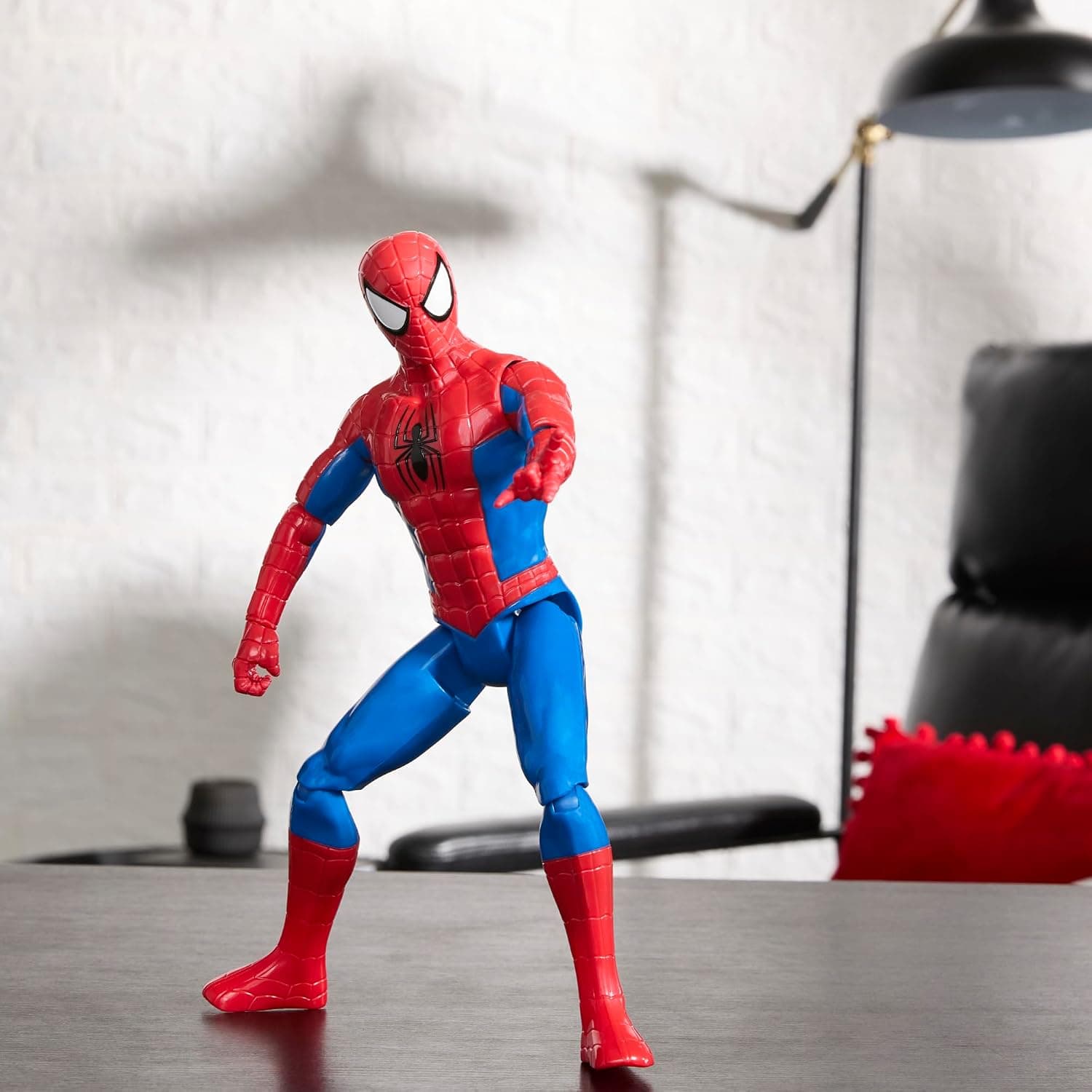 فیگور اکشن کودکان Marvel Spider-Man سری Titan با ارتفاع 30 cm مناسب 4 سال به بالا فیگور اکشن کودکان Marvel Spider-Man سری Titan با ارتفاع 30 cm مناسب 4 سال به بالا