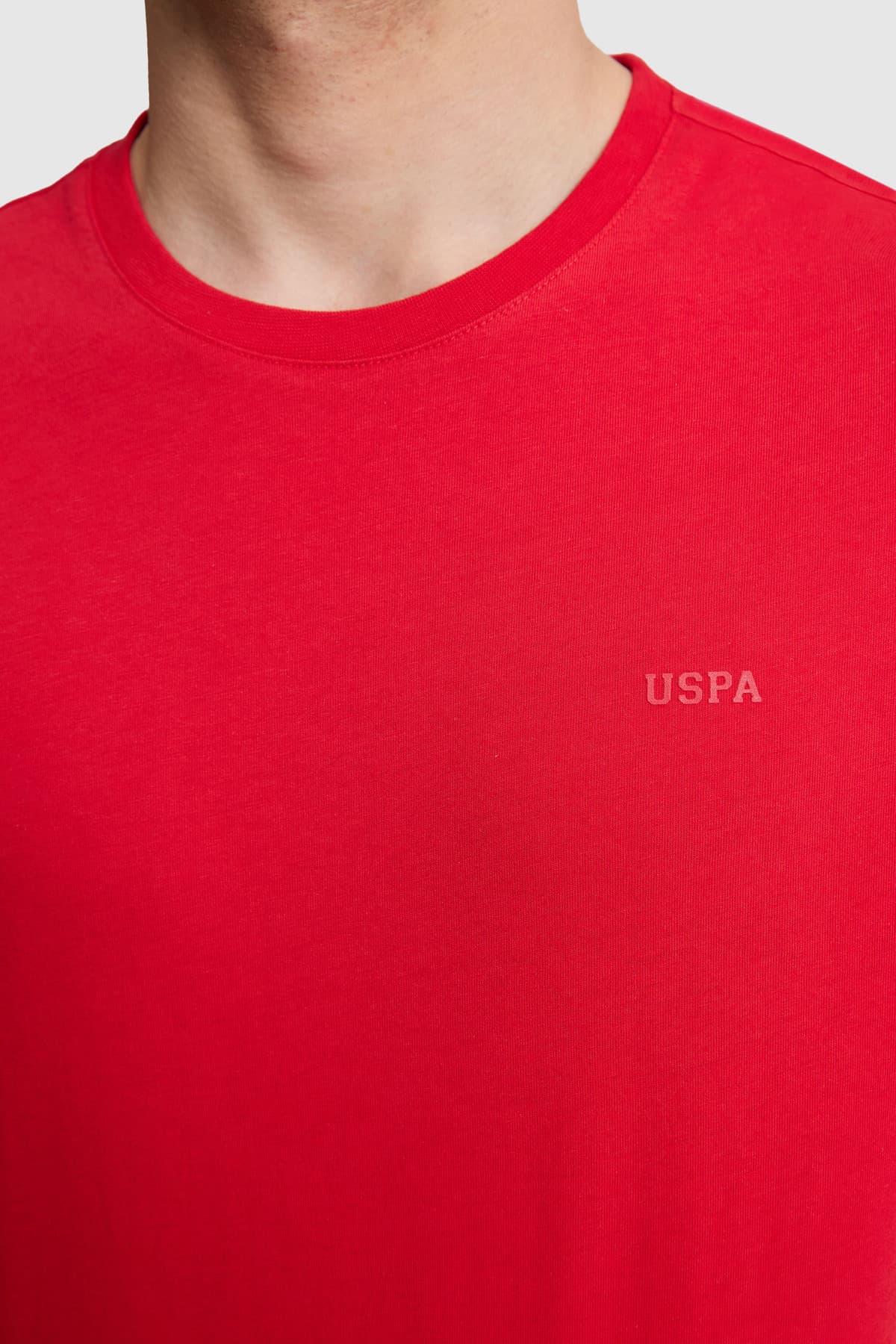 تیشرت مردانه U.S. Polo Assn. قرمز فیت معمولی یقه گرد بیسیک مدل 50327022-VR171 تیشرت مردانه U.S. Polo Assn. قرمز فیت معمولی یقه گرد بیسیک مدل 50327022-VR171