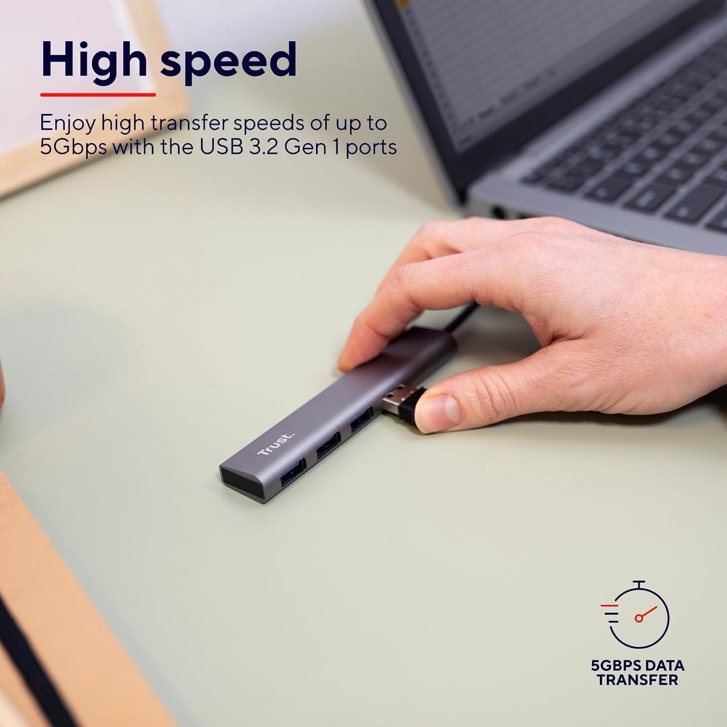 هاب USB چهار پورت Trust Halyx 3.2 با کابل 10 cm هاب USB چهار پورت Trust Halyx 3.2 با کابل 10 cm
