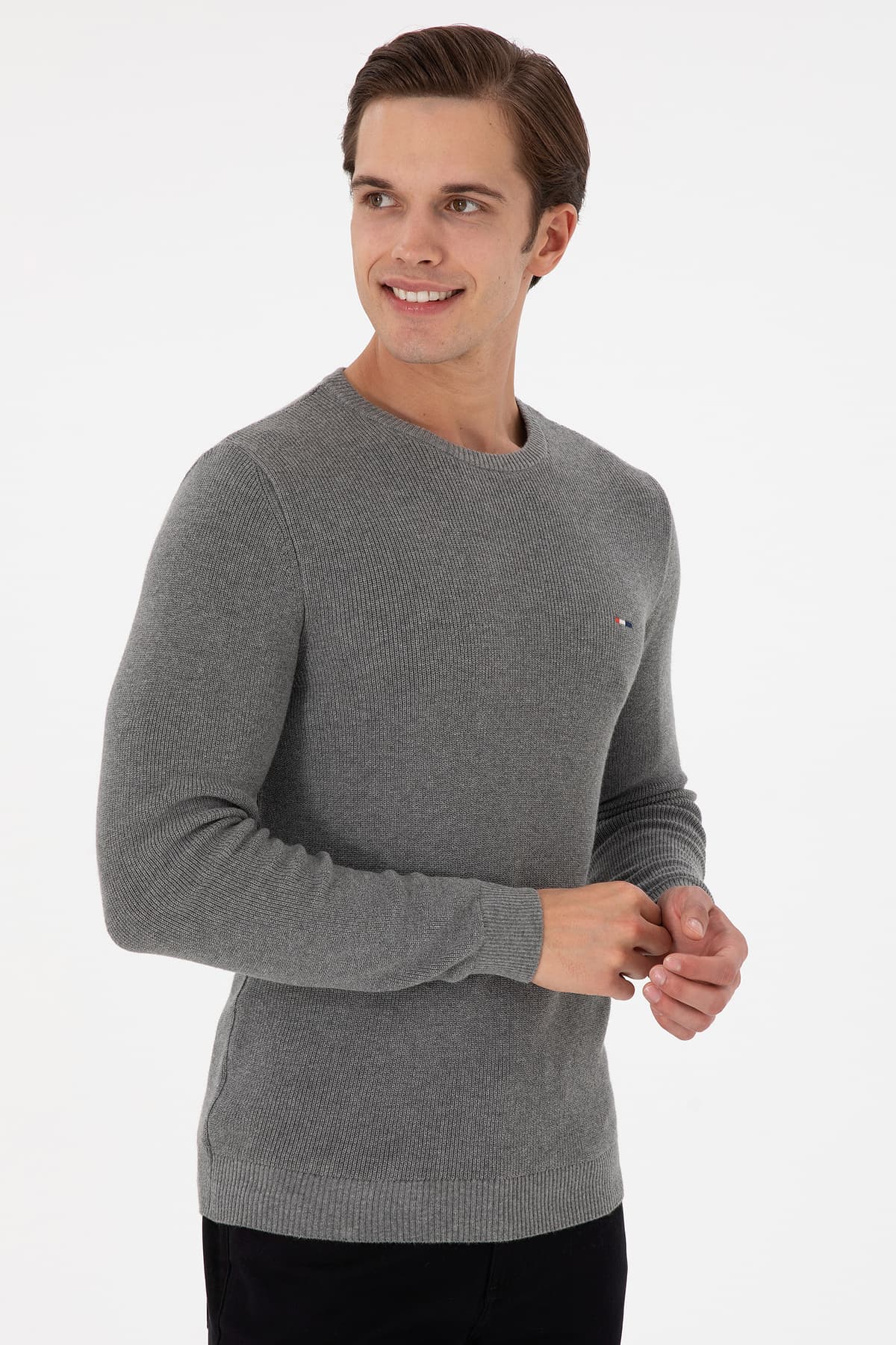پلیور مردانه U.S. Polo Assn. یقه گرد Slim Fit طوسی ملانژ مدل 50298282-VR086 پلیور مردانه U.S. Polo Assn. یقه گرد Slim Fit طوسی ملانژ مدل 50298282-VR086