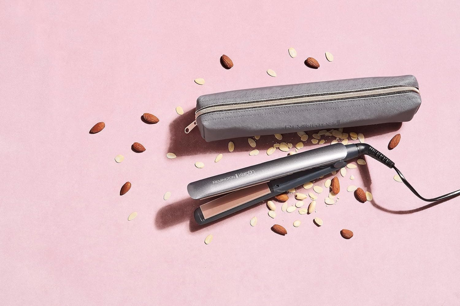 اتو مو Remington با حسگر هوشمند محافظت حرارتی و نمایشگر دیجیتال مدل S8598 Keratin Protect 160-230°C اتو مو Remington با حسگر هوشمند محافظت حرارتی و نمایشگر دیجیتال مدل S8598 Keratin Protect 160-230°C
