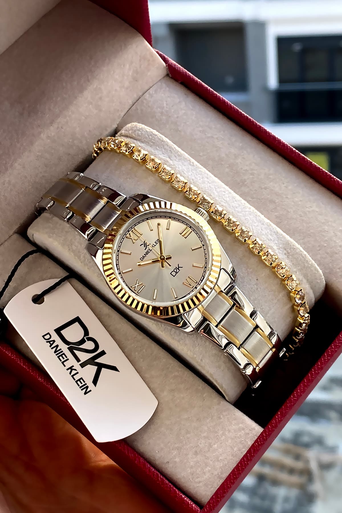 ساعت مچی زنانه Daniel Klein بند استیل Jubile رنگ طلایی ساعت مچی زنانه Daniel Klein بند استیل Jubile رنگ طلایی