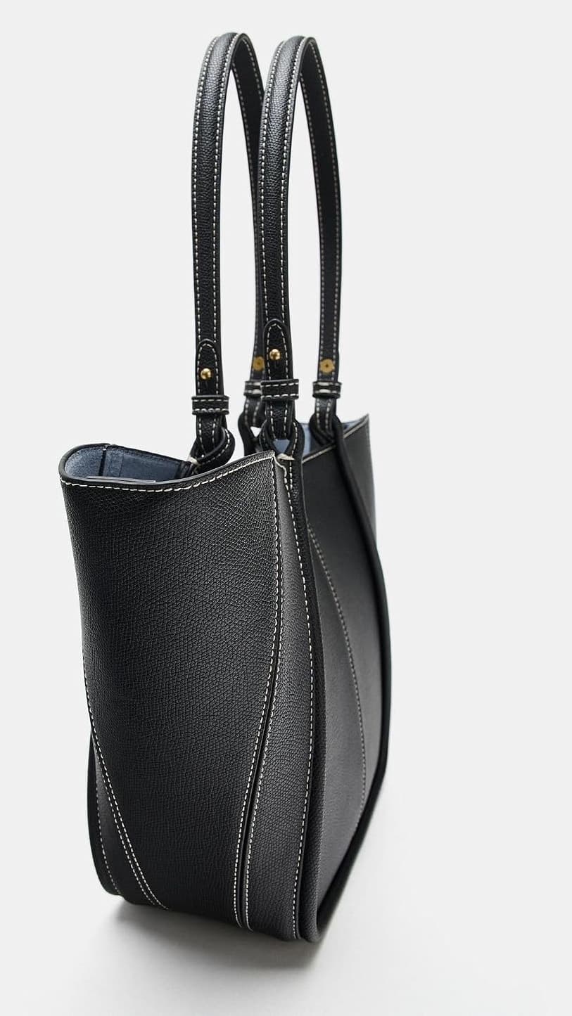 کیف توت مینی زنانه Zara با جزئیات دوخت کیف توت مینی زنانه Zara با جزئیات دوخت