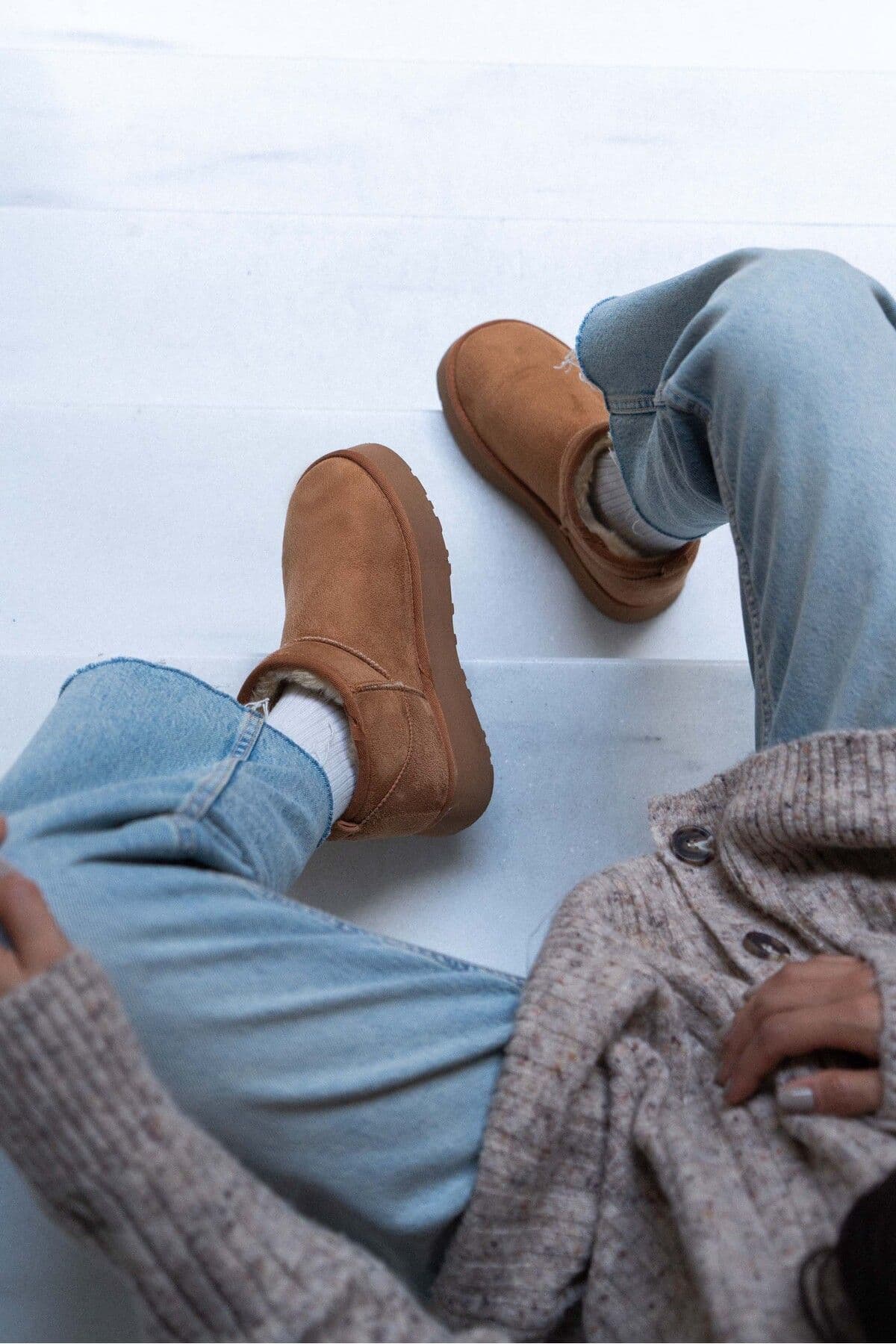 بوت زنانه Nişantaşı Shoes مینی جیر قهوهای روشن آستر خز کف ضخیم بوت زنانه Nişantaşı Shoes مینی جیر قهوهای روشن آستر خز کف ضخیم