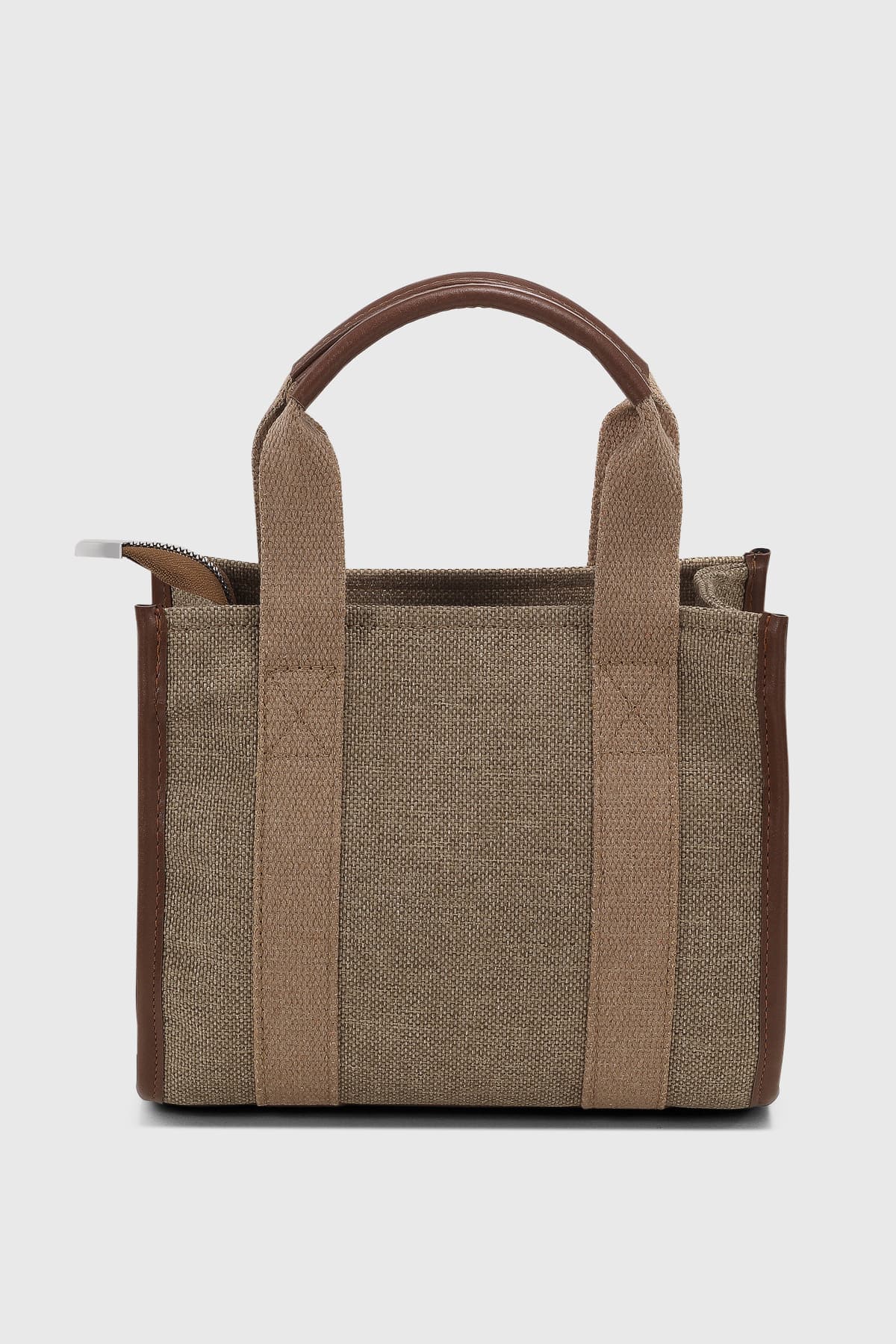 کیف توت زنانه Housebags حصیری طبیعی با بند شانهای مدل 278 کیف توت زنانه Housebags حصیری طبیعی با بند شانهای مدل 278