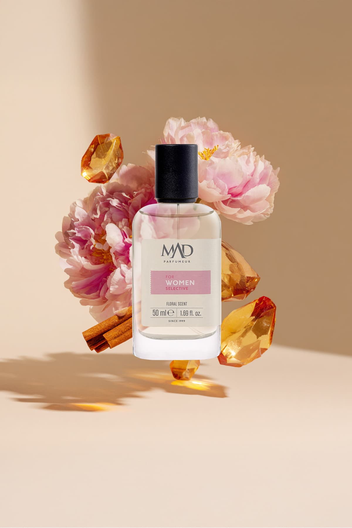 عطر زنانه Mad Parfüm Selective 50 ml مدل D119 عطر زنانه Mad Parfüm Selective 50 ml مدل D119