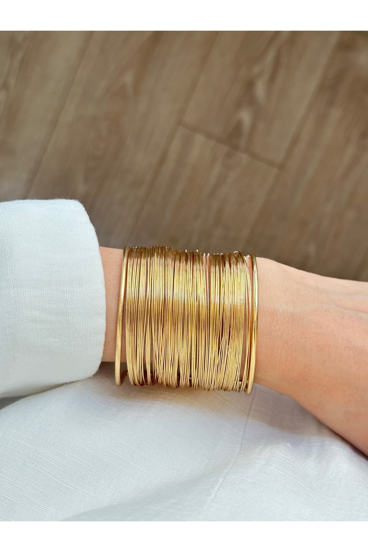 دستبند مردانه YOUES JEWELRY فولاد 316L طلایی سیم کلفت قابل تنظیم دستبند مردانه YOUES JEWELRY فولاد 316L طلایی سیم کلفت قابل تنظیم