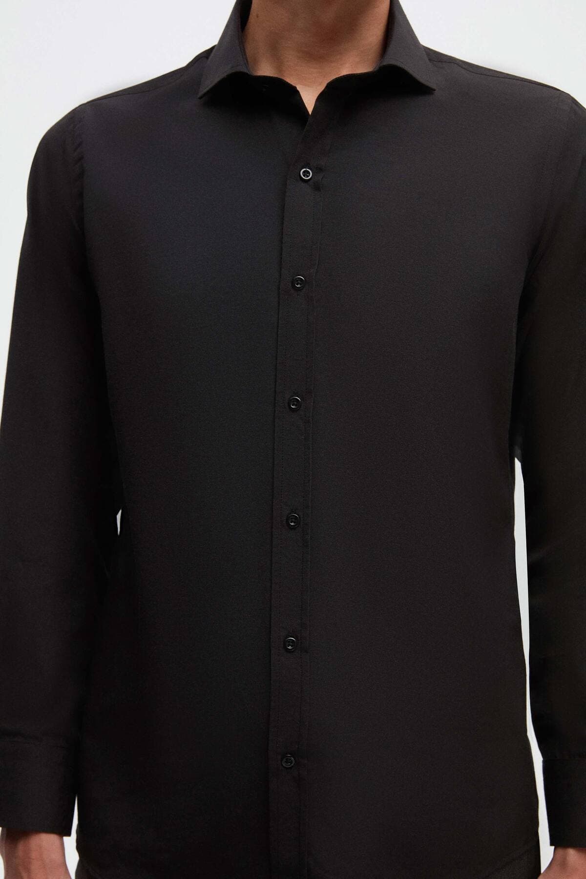 پیراهن مردانه D'S Damat Slim Fit مشکی کلاسیک یقه کراواتی آستین بلند کماتو پیراهن مردانه D'S Damat Slim Fit مشکی کلاسیک یقه کراواتی آستین بلند کماتو