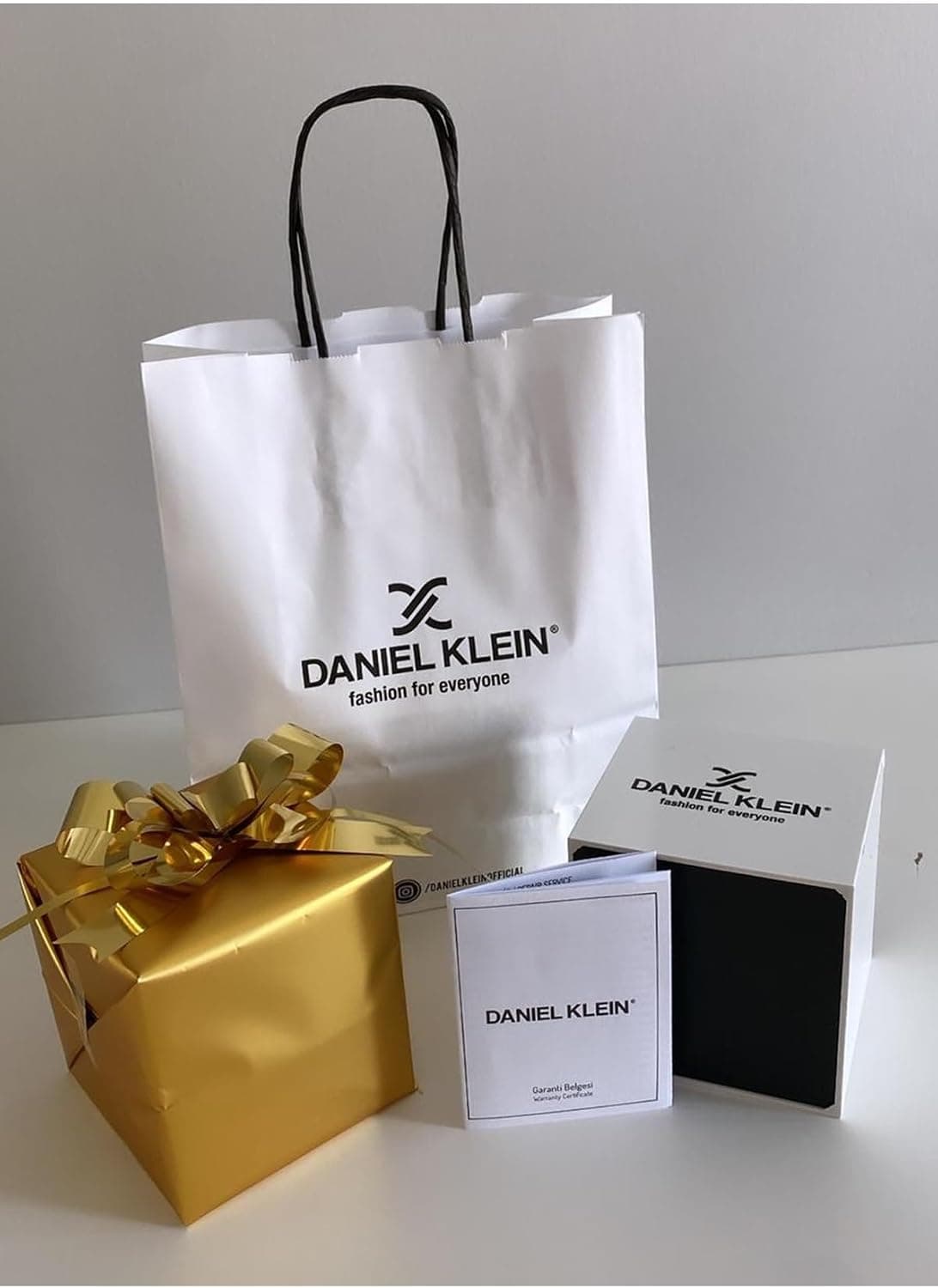 ساعت مچی زنانه Daniel Klein دو رنگ طلایینقرهای بند فولادی شیشه معدنی ساعت مچی زنانه Daniel Klein دو رنگ طلایینقرهای بند فولادی شیشه معدنی