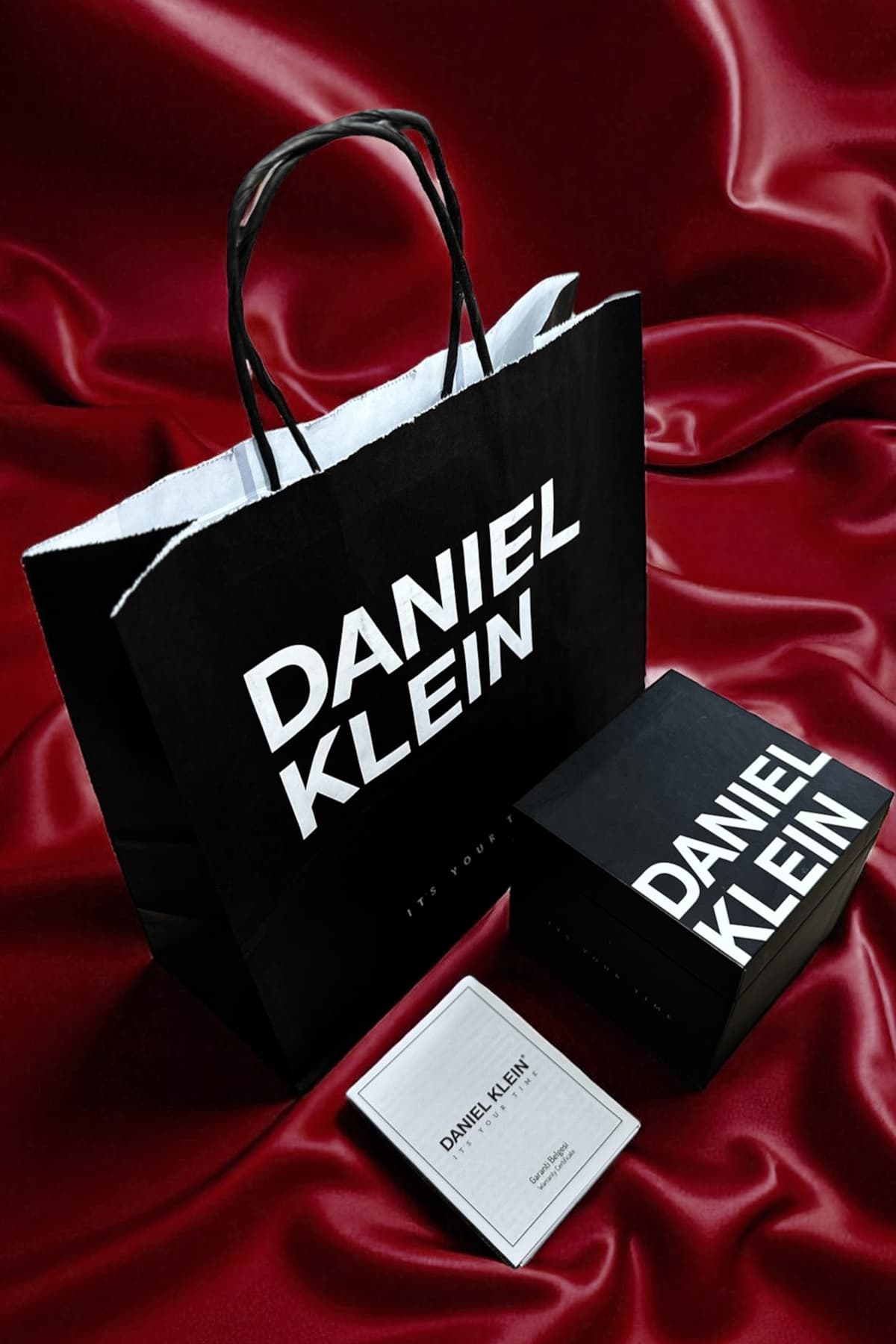 ساعت مچی مردانه Daniel Klein ضد آب 3 ATM بند فولادی مشکی مدل GNC2009 ساعت مچی مردانه Daniel Klein ضد آب 3 ATM بند فولادی مشکی مدل GNC2009