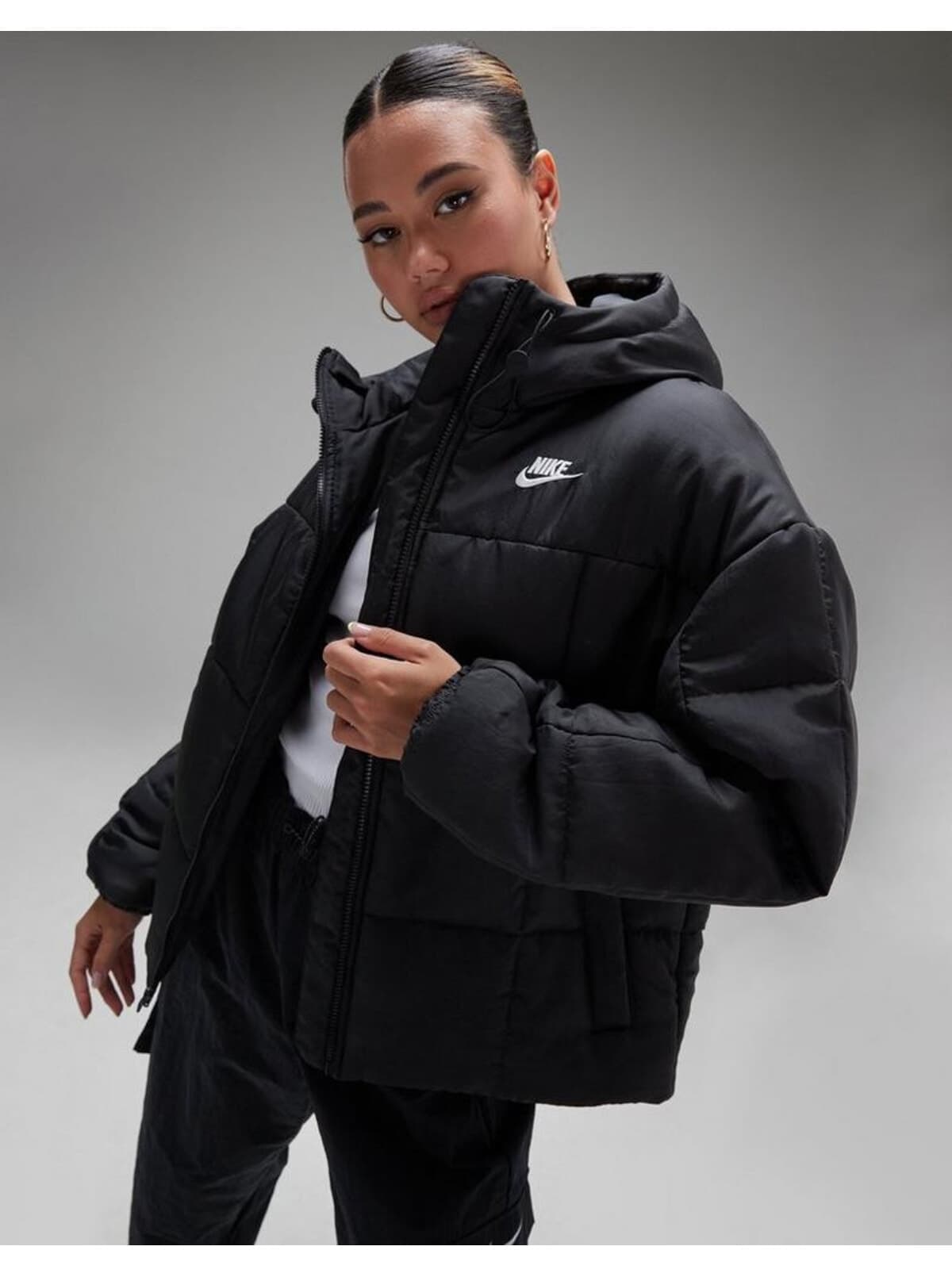مونت زنانه Nike Sportswear Therma-FIT Repel دو رو فیت گشاد مونت زنانه Nike Sportswear Therma-FIT Repel دو رو فیت گشاد
