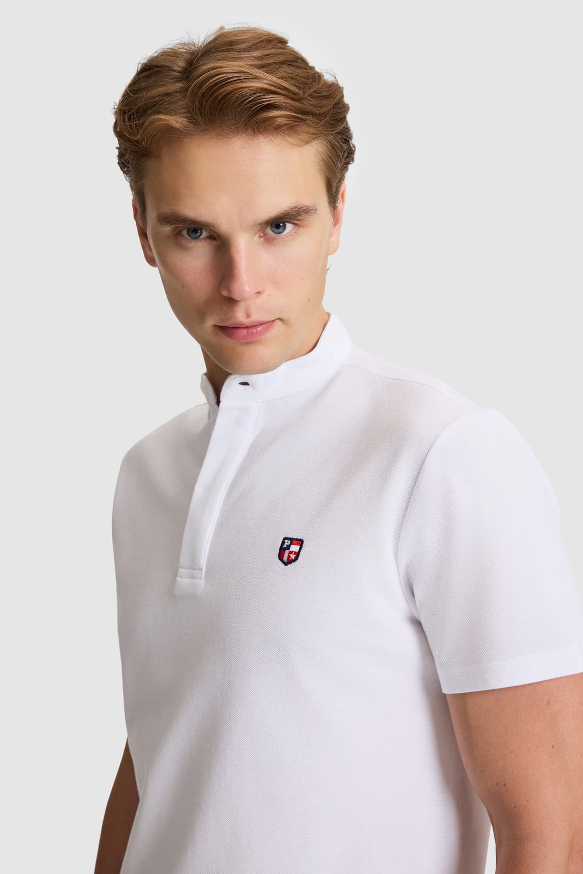 تیشرت مردانه U.S. Polo Assn. سفید فیت معمولی مدل 50326980-VR013 تیشرت مردانه U.S. Polo Assn. سفید فیت معمولی مدل 50326980-VR013