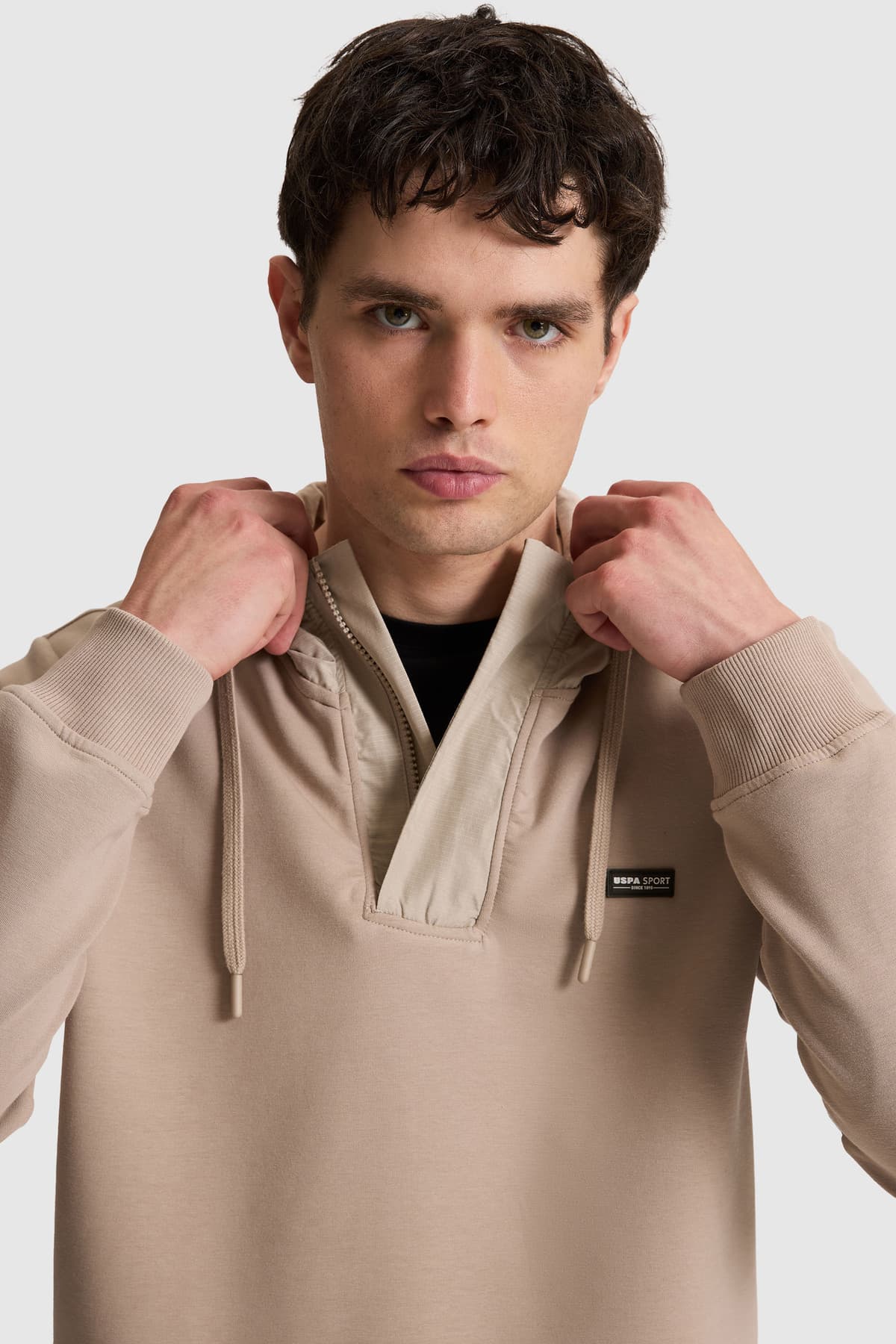 سوئیشرت مردانه U.S. Polo Assn. بژ تیره مدل 50312601-VR088 سوئیشرت مردانه U.S. Polo Assn. بژ تیره مدل 50312601-VR088