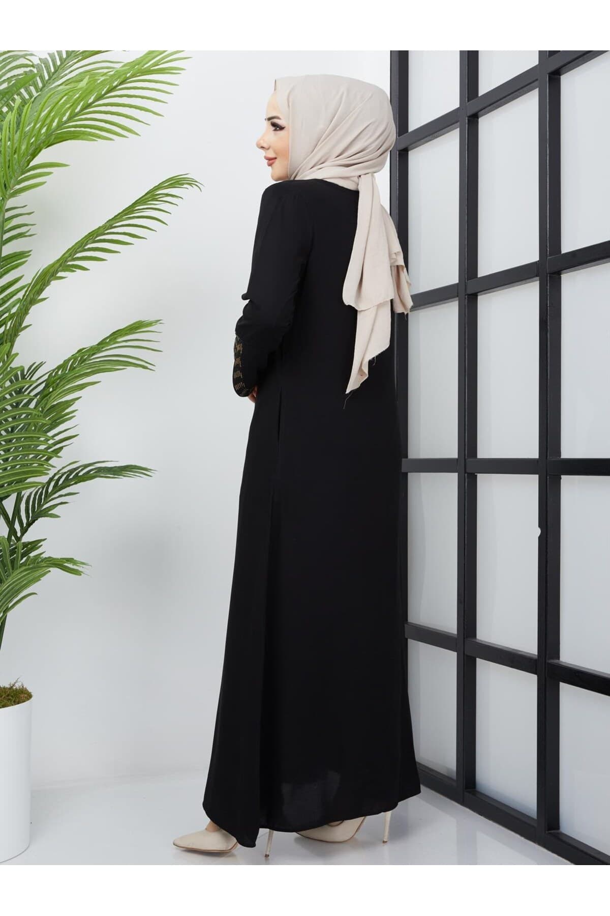 فراجه زنانه MODA آستین لیزری نگیندار ابریشم مدینه تابستانی فراجه زنانه MODA آستین لیزری نگیندار ابریشم مدینه تابستانی